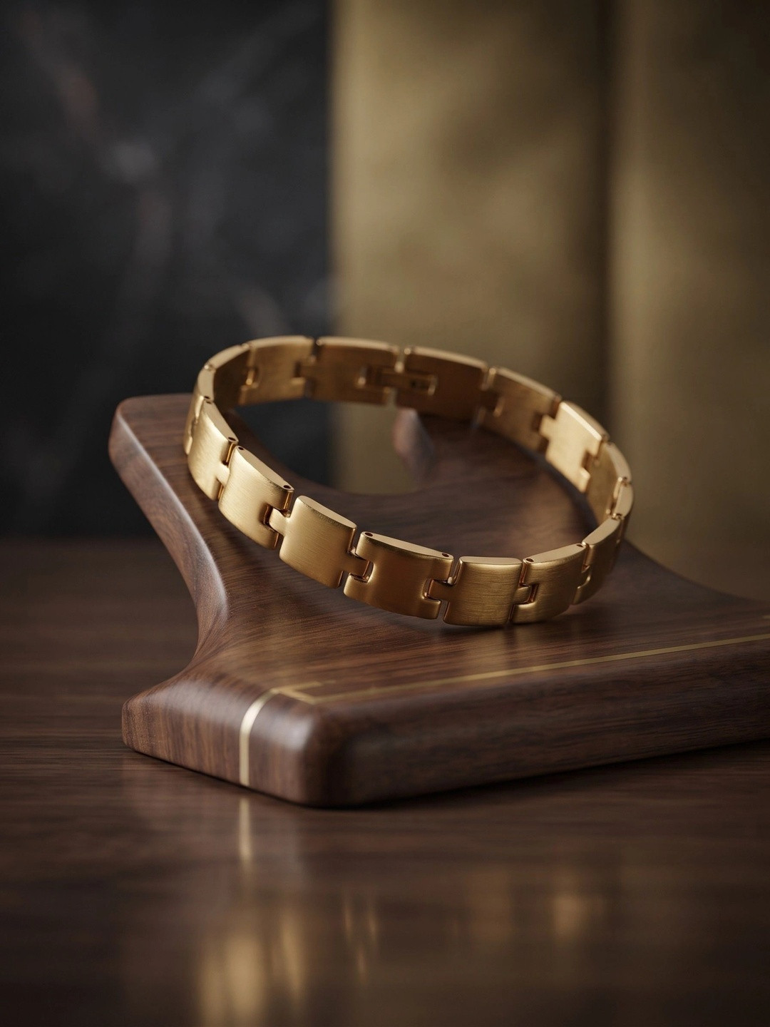 Adwitiya Collection Men Gold-Plated Link Bracelet