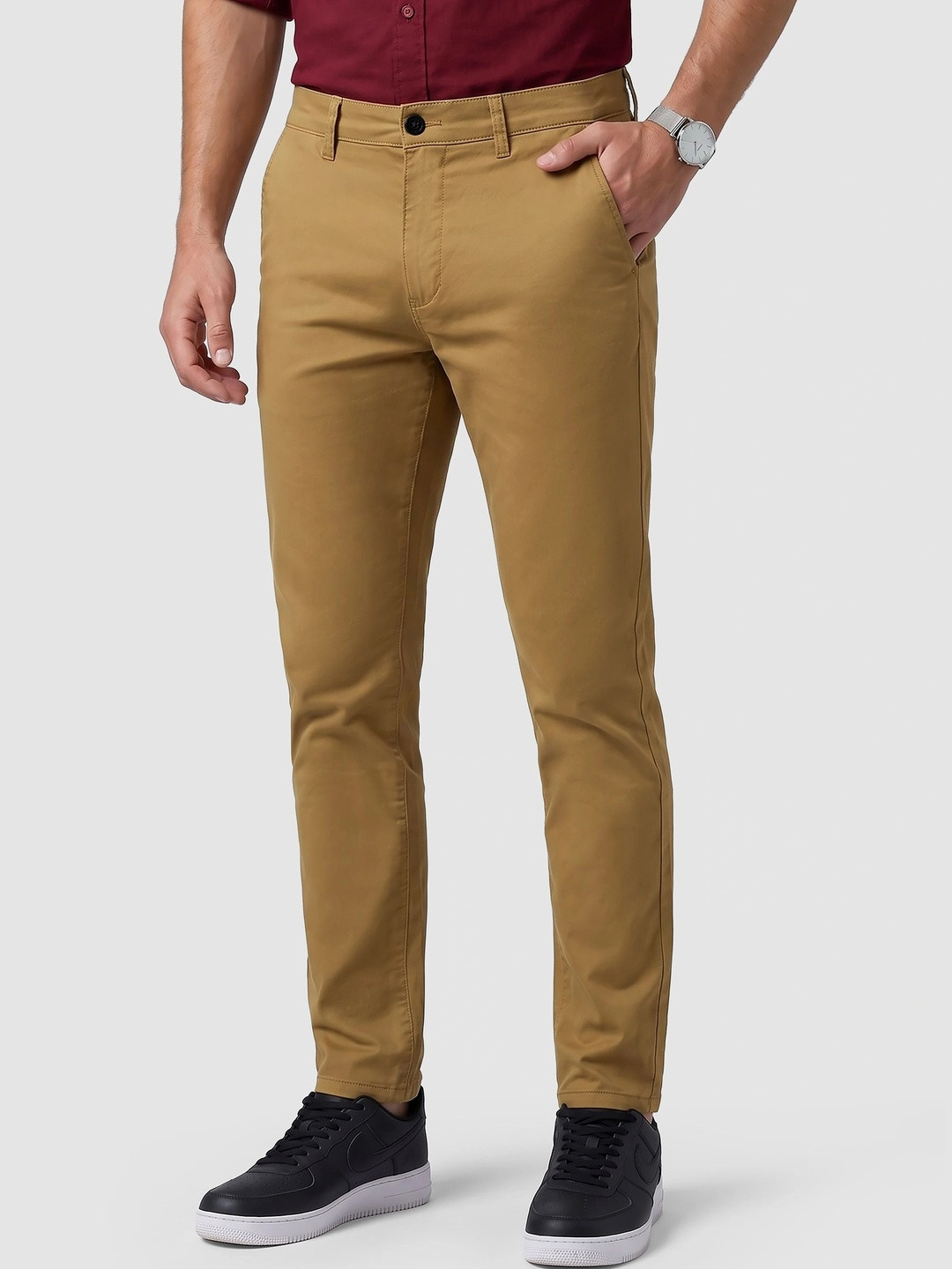 Beyoung Men Brown Mid-Rise Slim Fit Chinos Trousers
