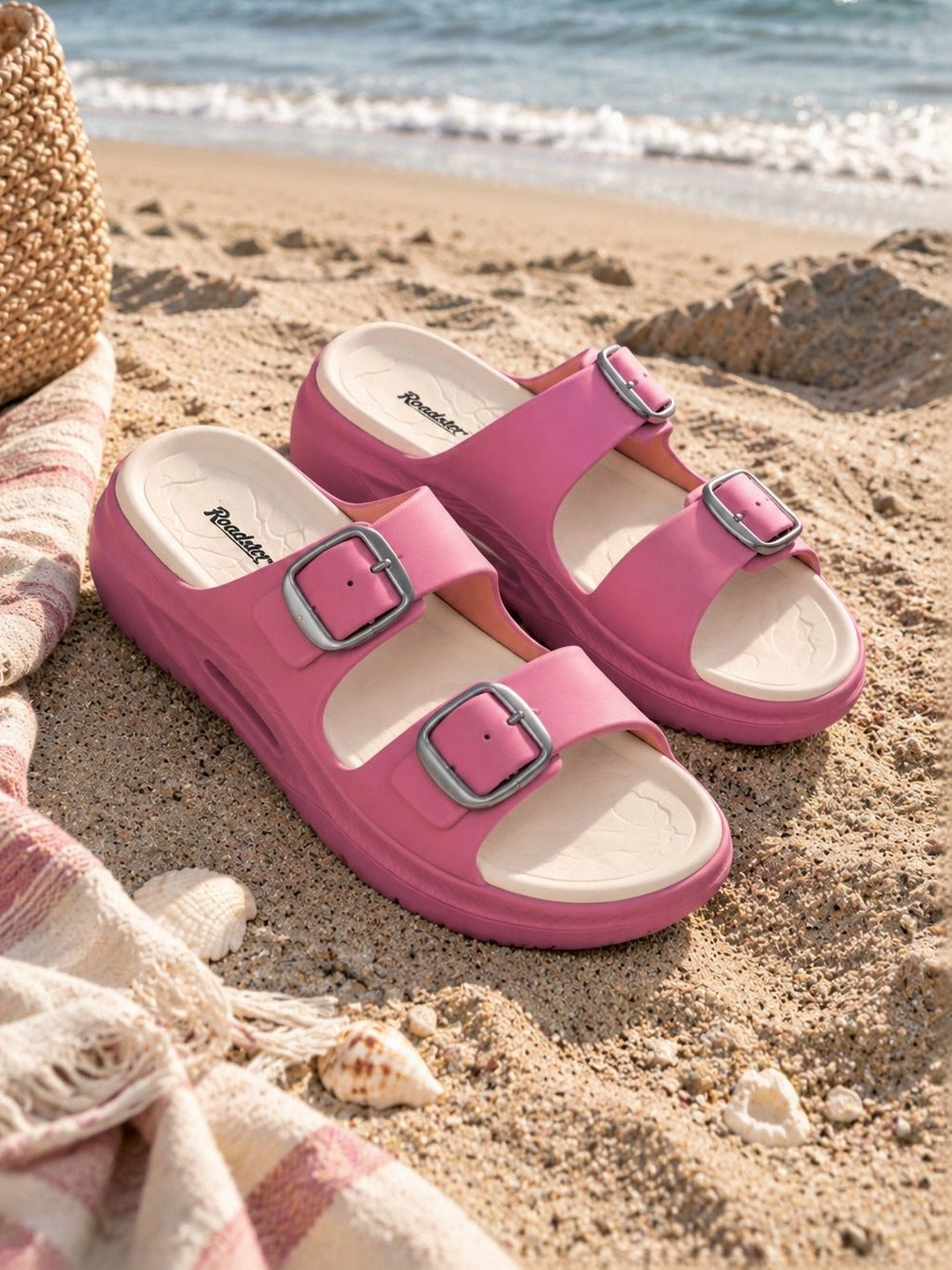 Roadster Women Sliders