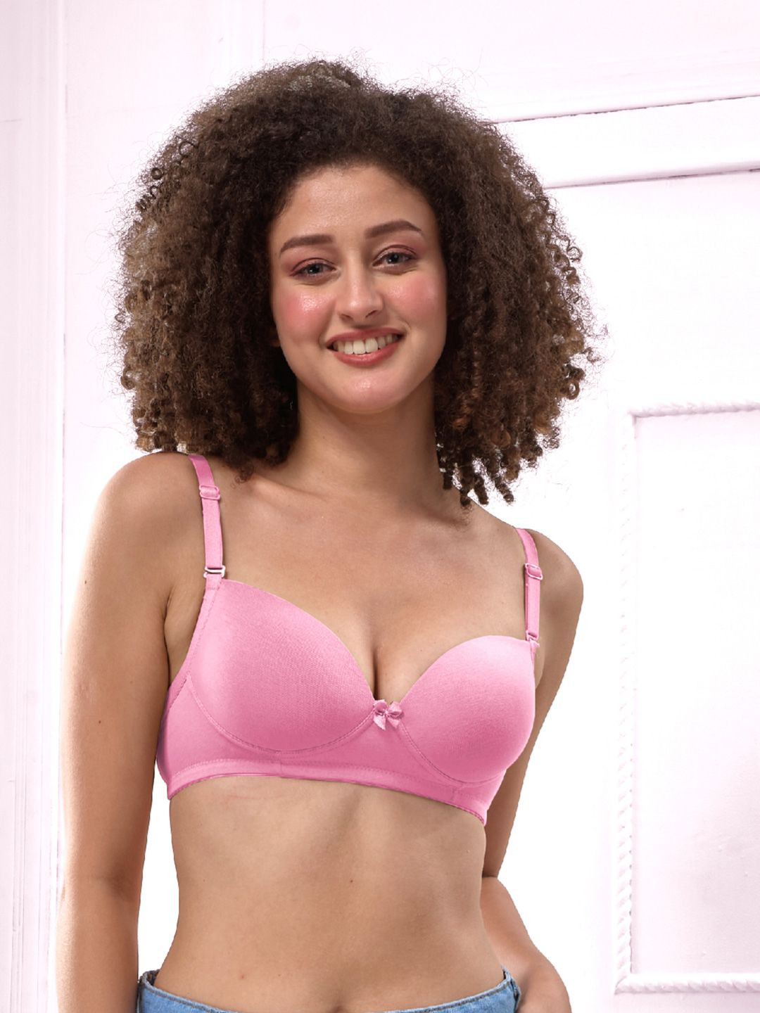 LYRA Combed Cotton Seamless Wrinkle-Free Cups Bra with Detachable Straps