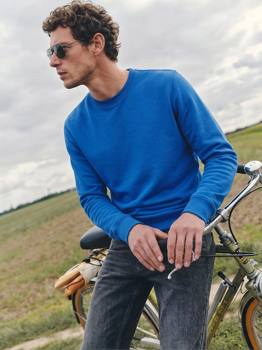 The Indian Garage Co Men Solid Round Neck Long Sleeves Pullover Sweatshirt