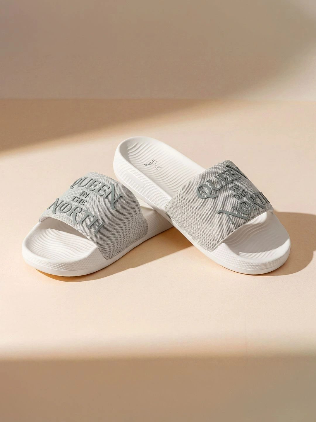 Yoho Women Queen In the North OG Comfortable and Stylish Game of Throne Slider