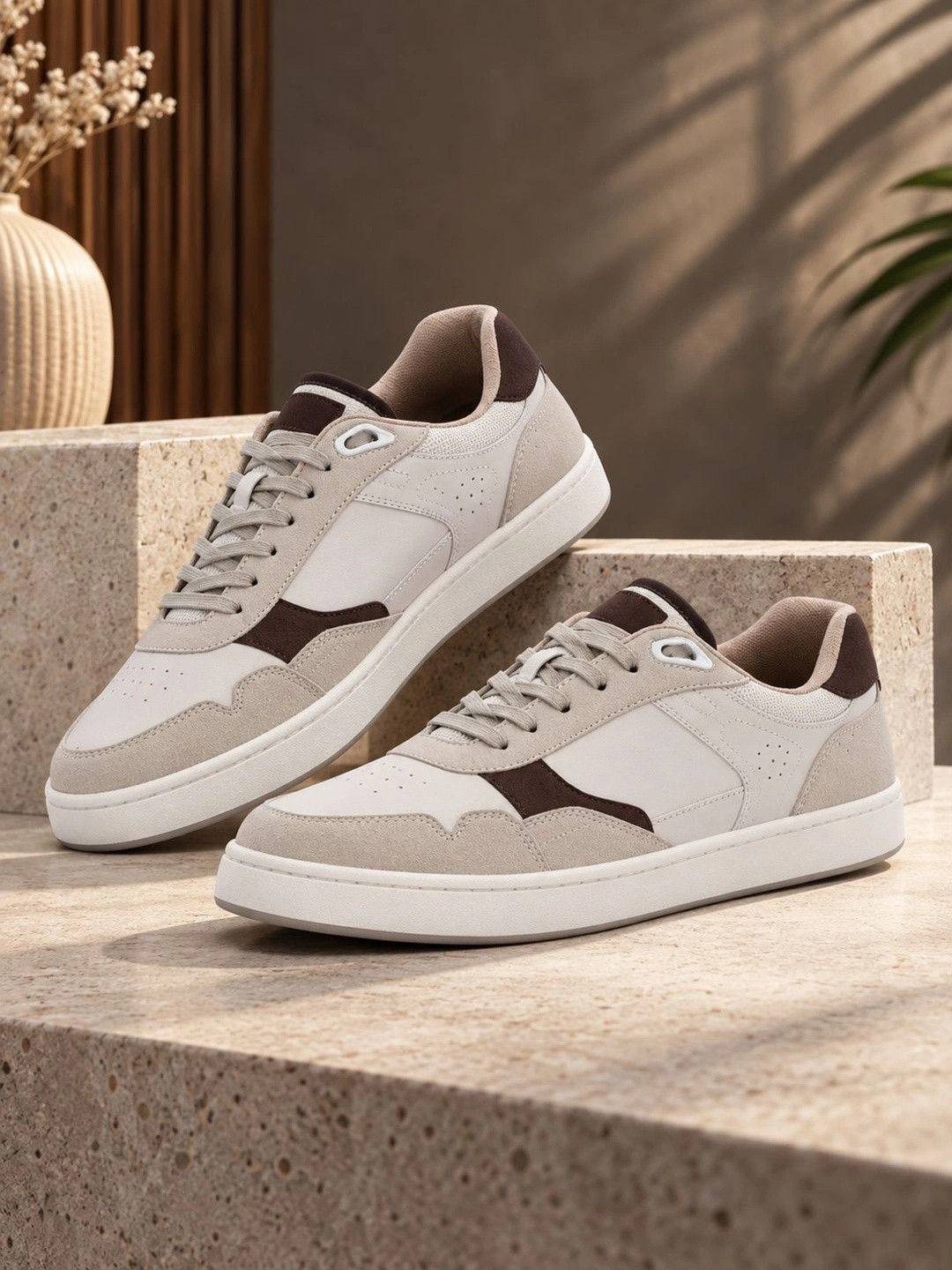 The Roadster Lifestyle Co Men Round Toe Sneakers Casual Shoes