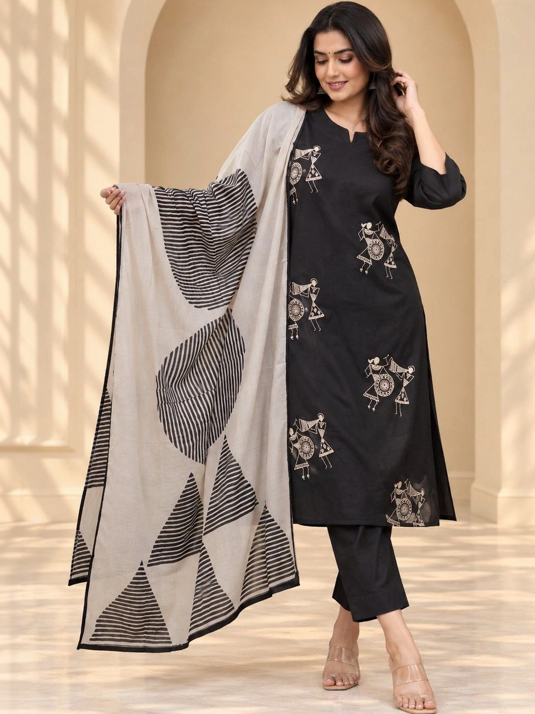 HERE&NOW Women Ethnic Motifs Printed Regular Kurta with Trousers & Dupatta