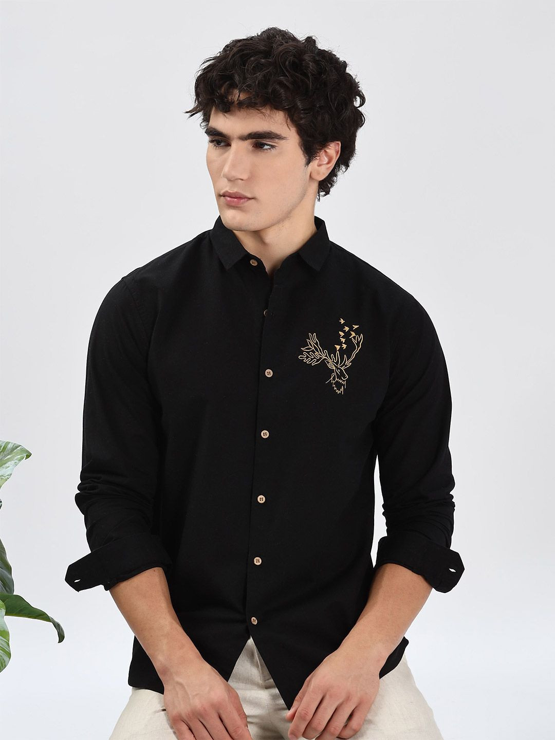 HAMPTONS Arctic Reindeer Cotton Regular Fit Black Embroidery Shirt