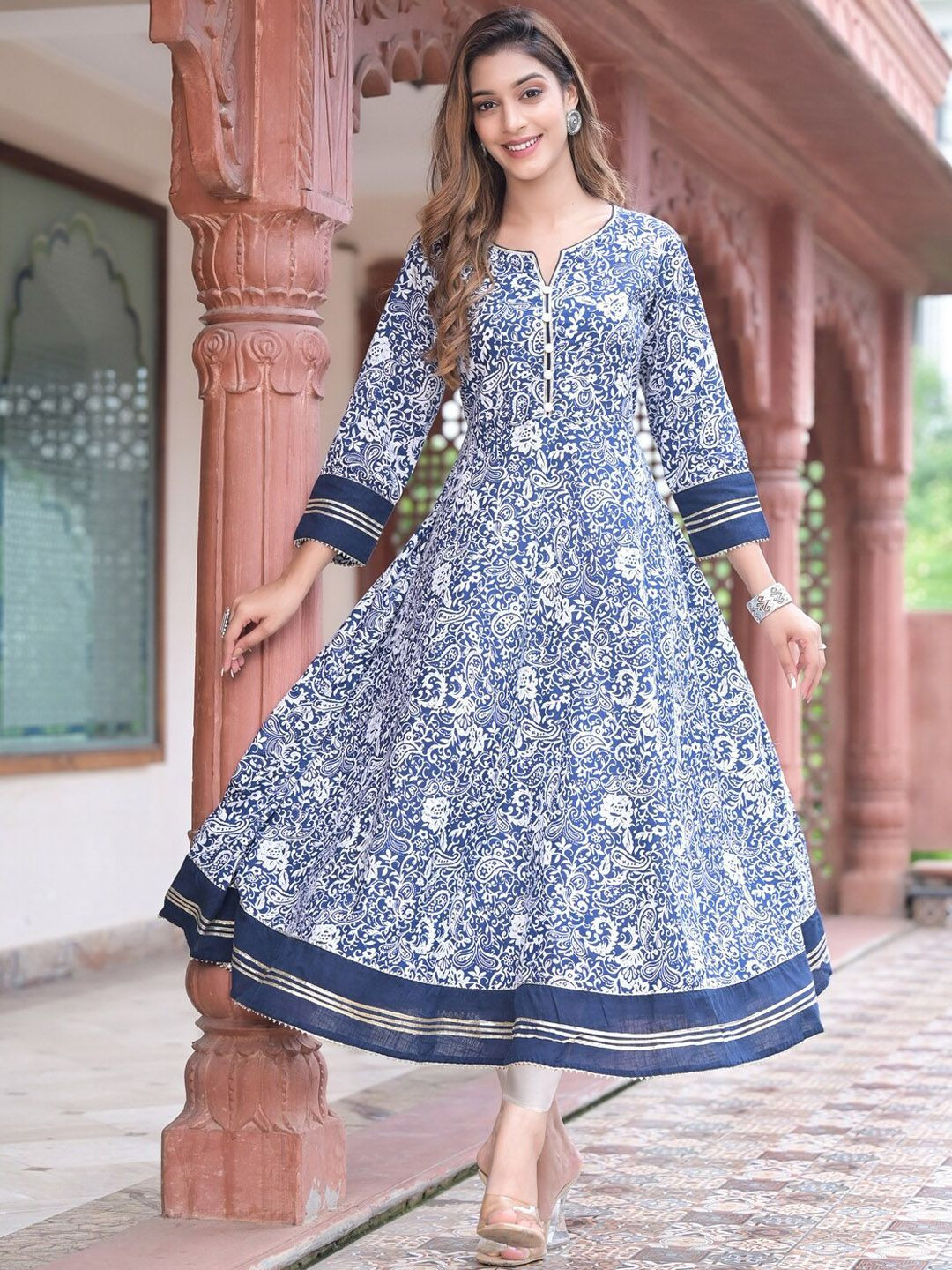 KALINI Women Floral Printed Mirror Work Kurta