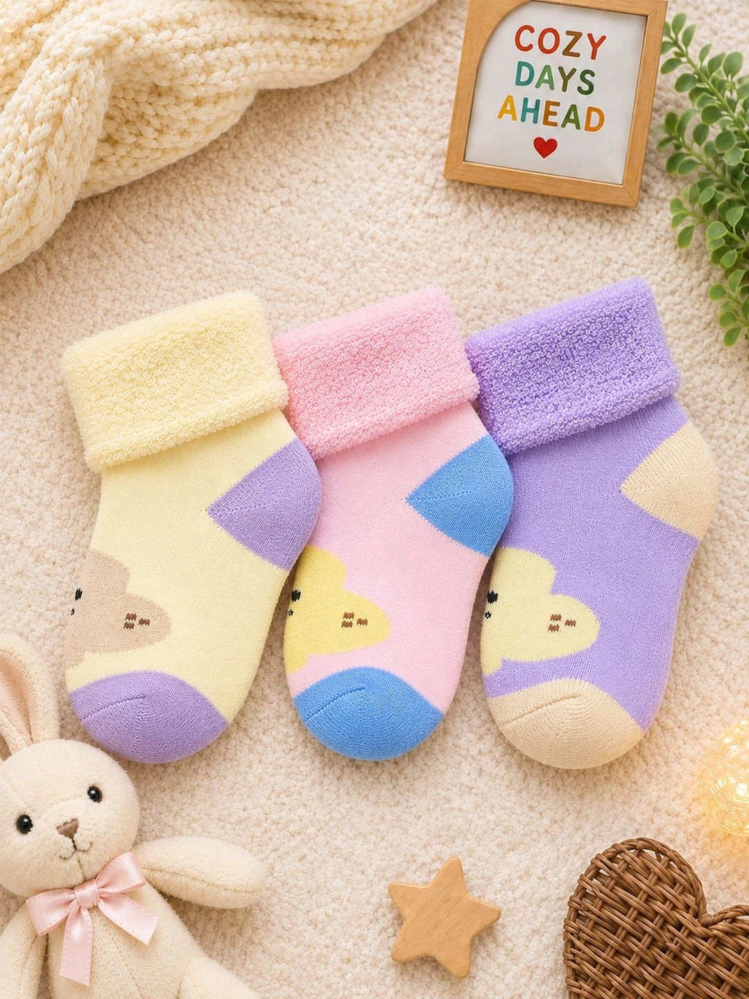 CORTICA Unisex Kids Pack of 3 Cotton Blend Assorted Patterned Ankle Length Socks