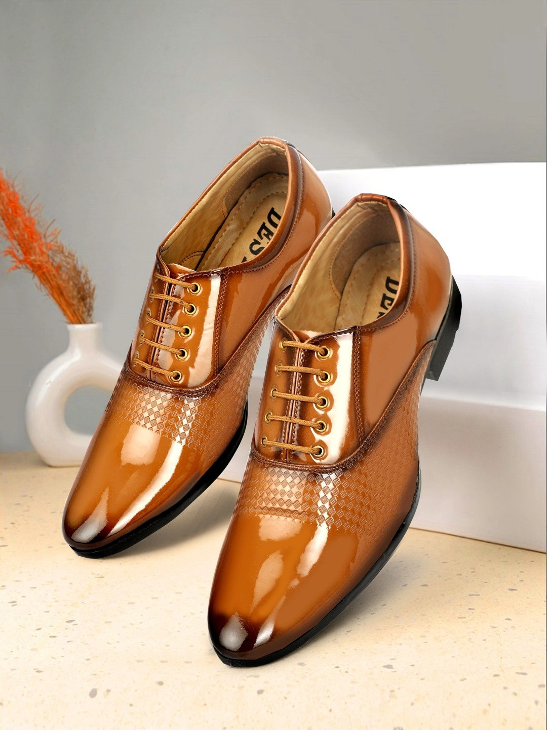 DESTA Men Textured Pointed Toe Lace-Ups Formal Derbys Shoes
