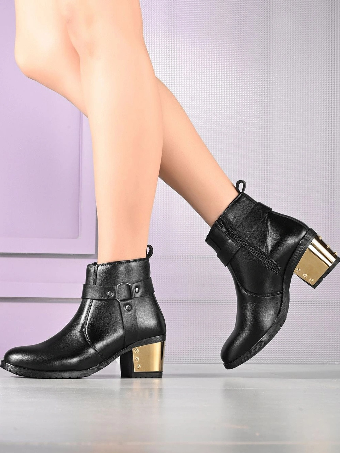 The Roadster Lifestyle Co Women Round Toe Zip Regular Boots
