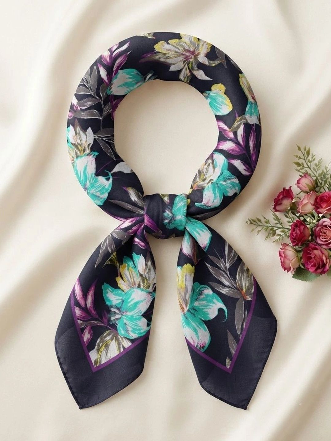Ravaiyaa Blue Floral Printed Pure Cotton Bandana