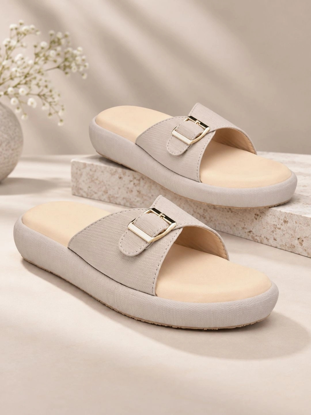DressBerry Women Open Toe Flats