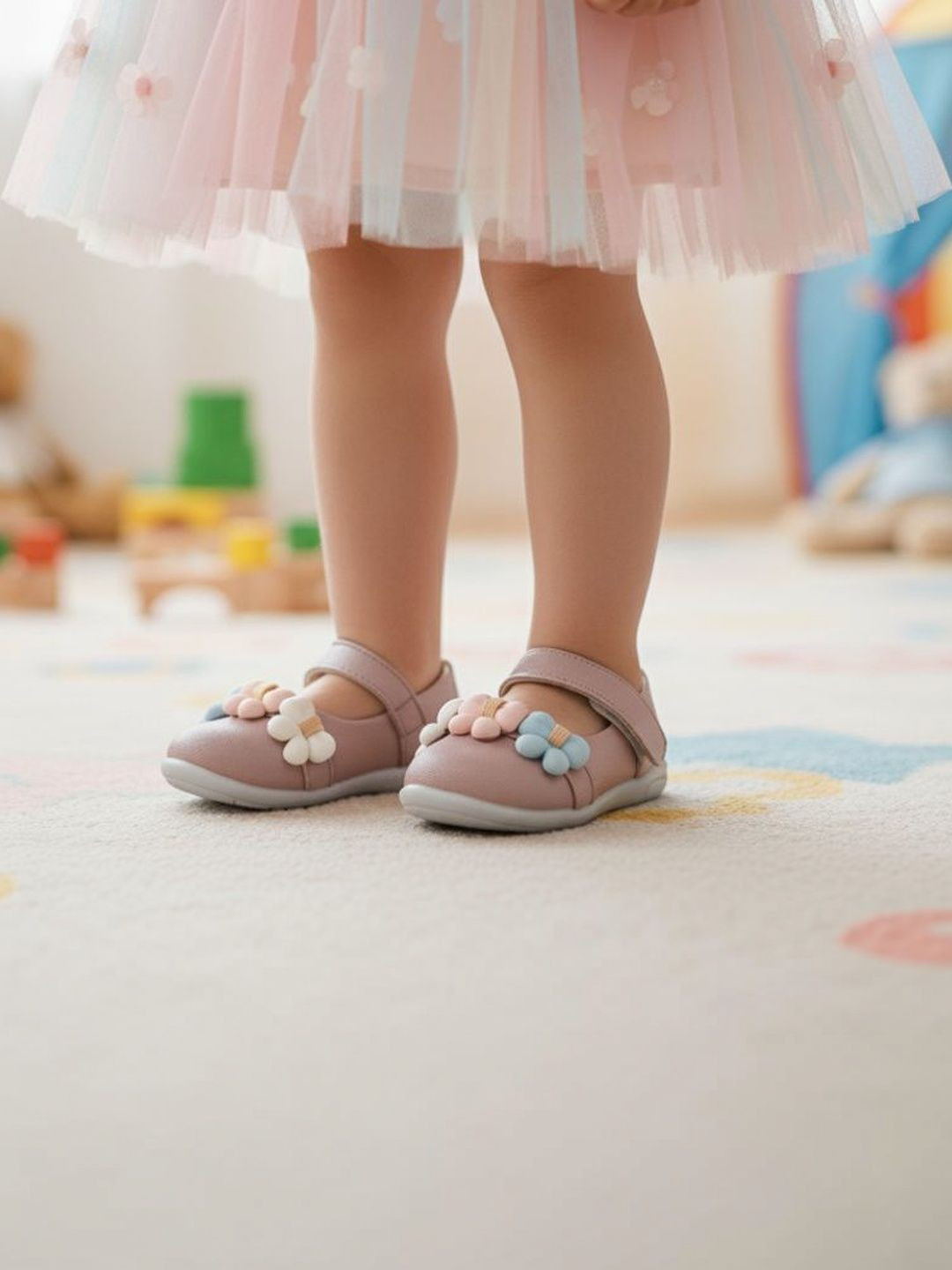 Footpedia Girls Embellished Party Bows Flats