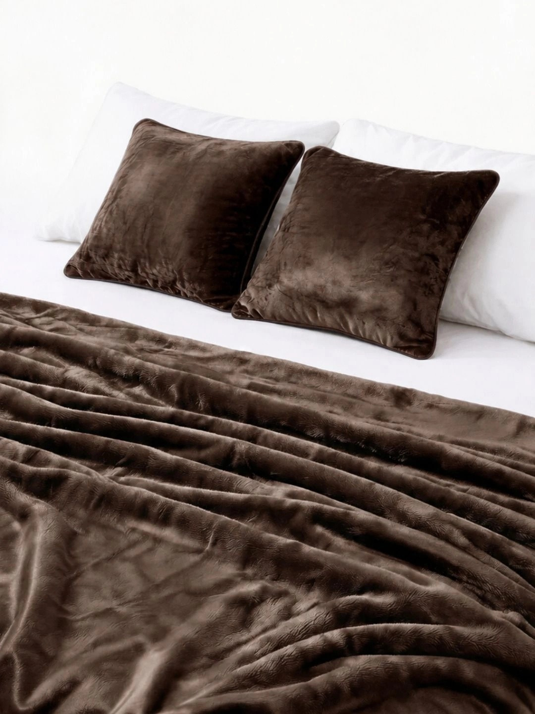 Zarf Coffee Brown Microfiber AC Room 300 GSM Double Bed Blanket With Two Cushion Covers