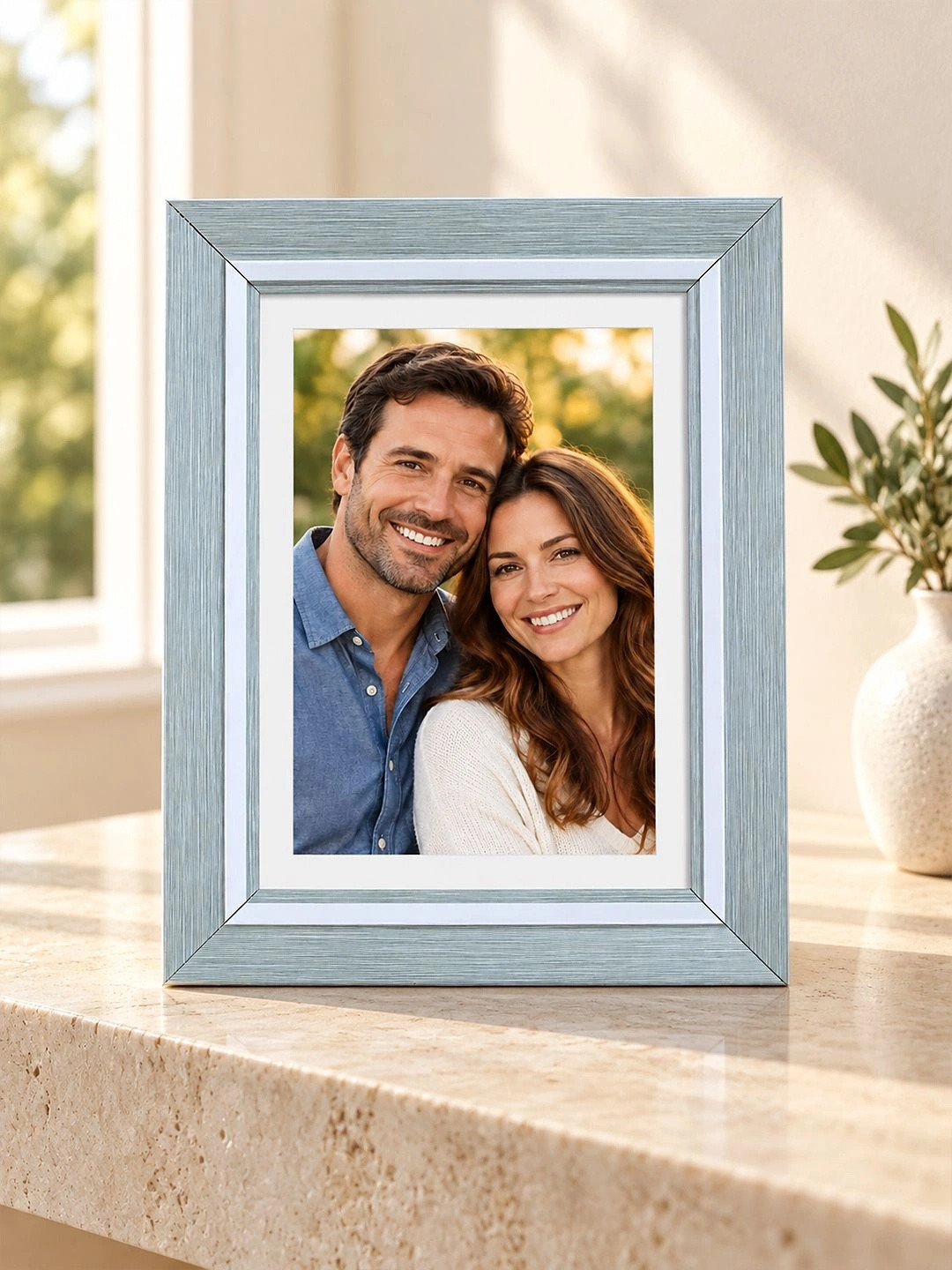 Grey & White 5x7 Vintage Photo Frame for Table & Wall Display
