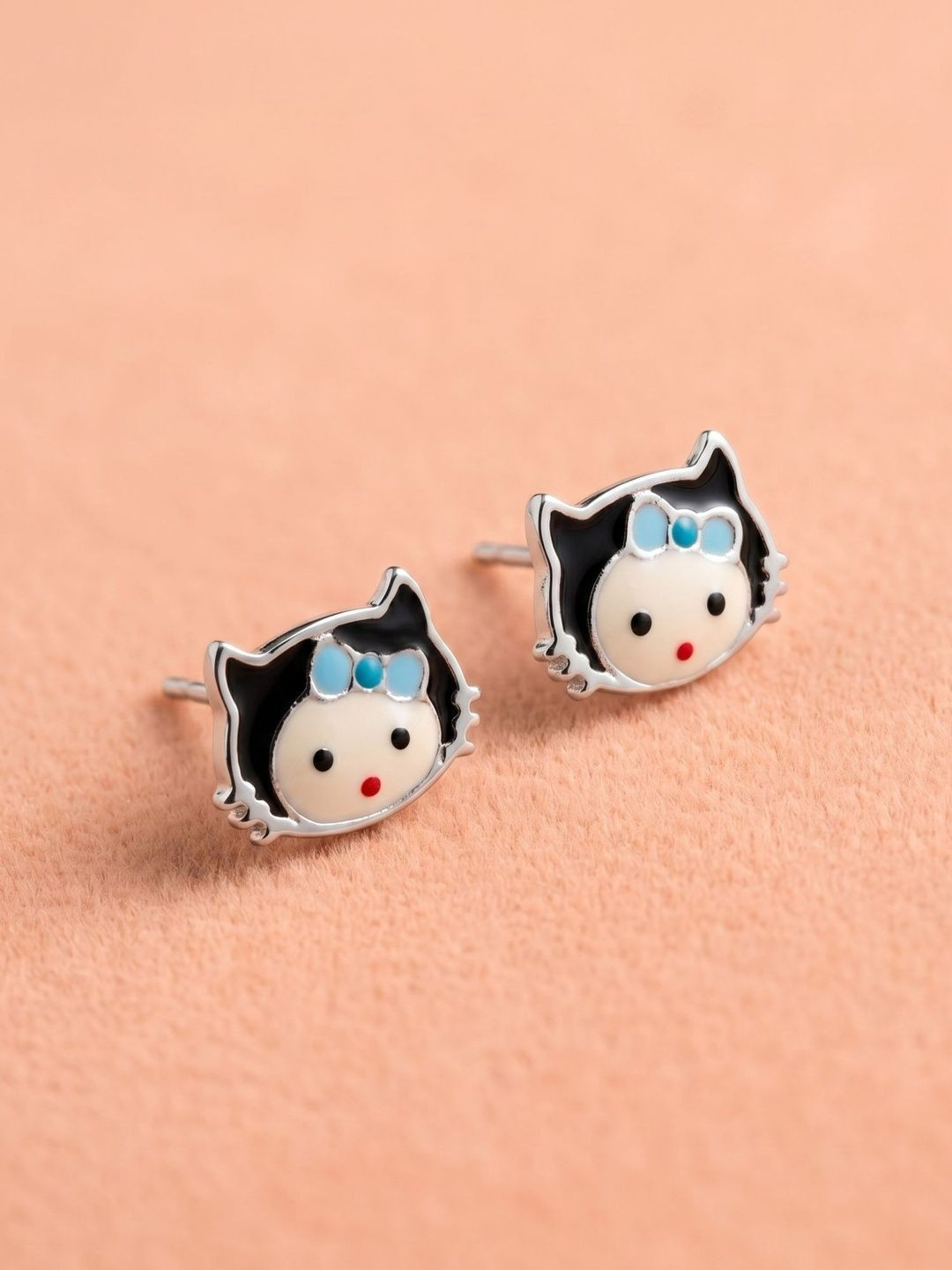 925 SILLER 925 Pure Sterling Silver Kitty Inspired Stud Earrings