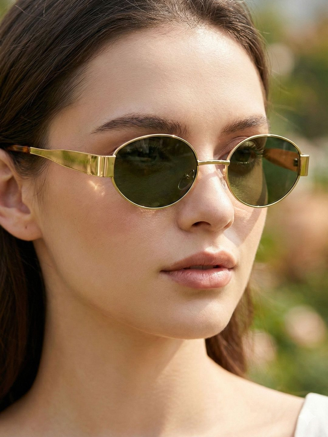 ROYALTAIL Unisex Green Lens & Gold-Toned Oval Sunglasses with