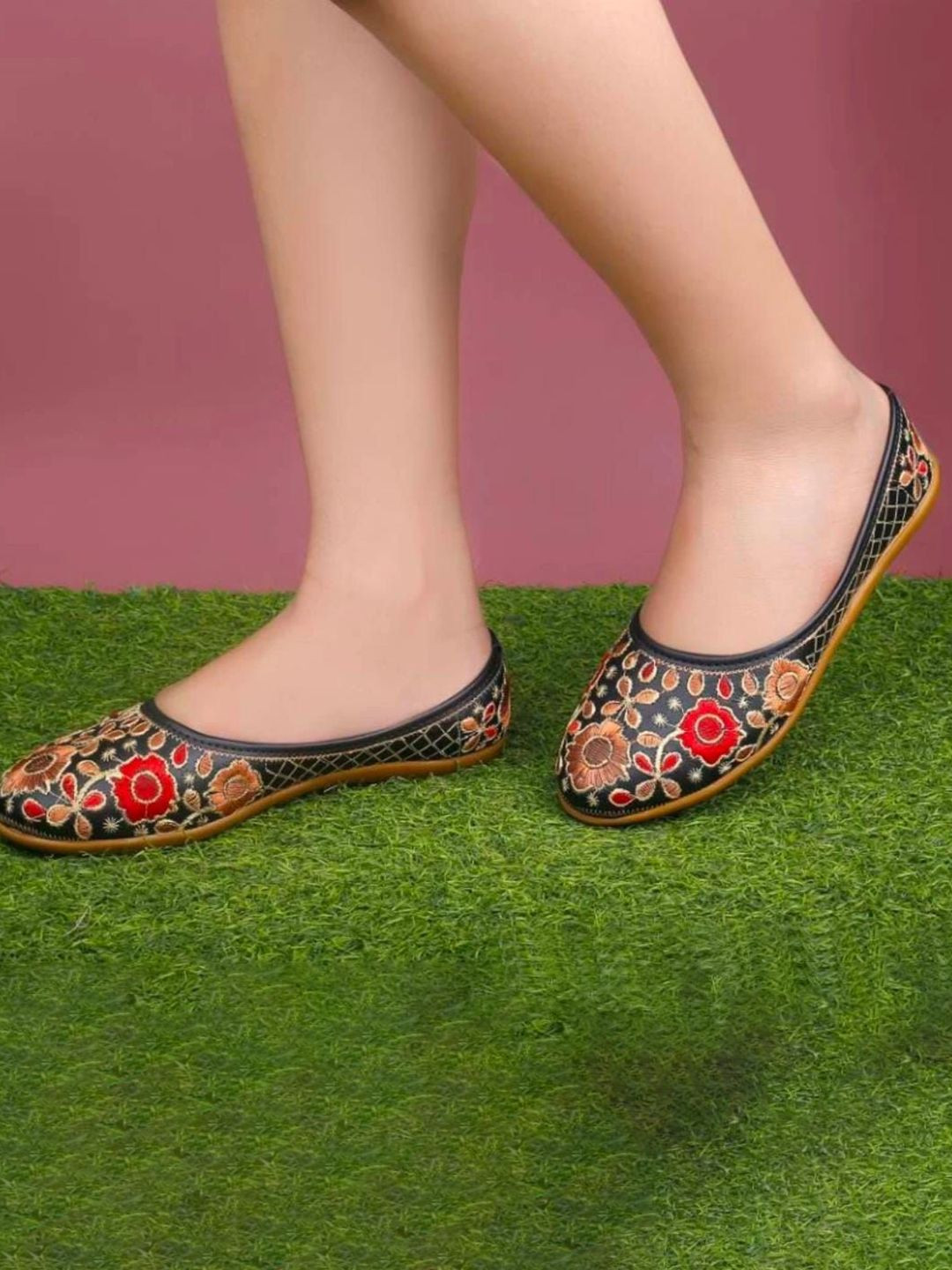 Deals4you Embroidered Mojaris