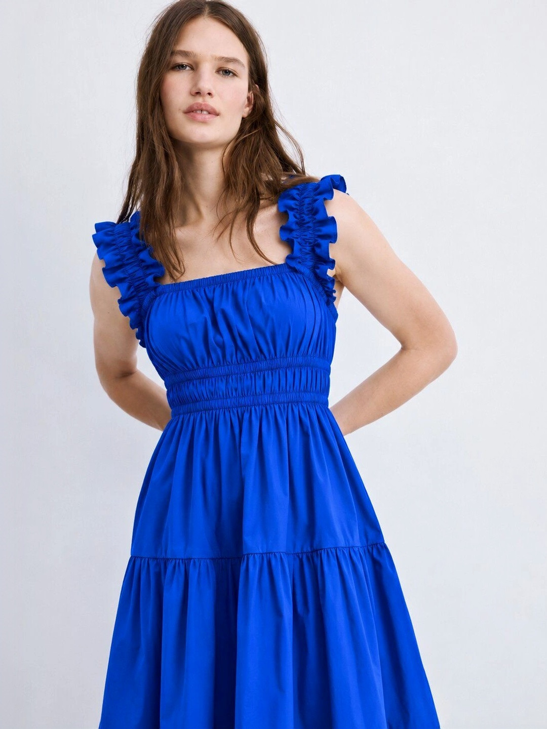 Ikonic klaer Flutter Sleeve Ruffled A-Line Midi Dress
