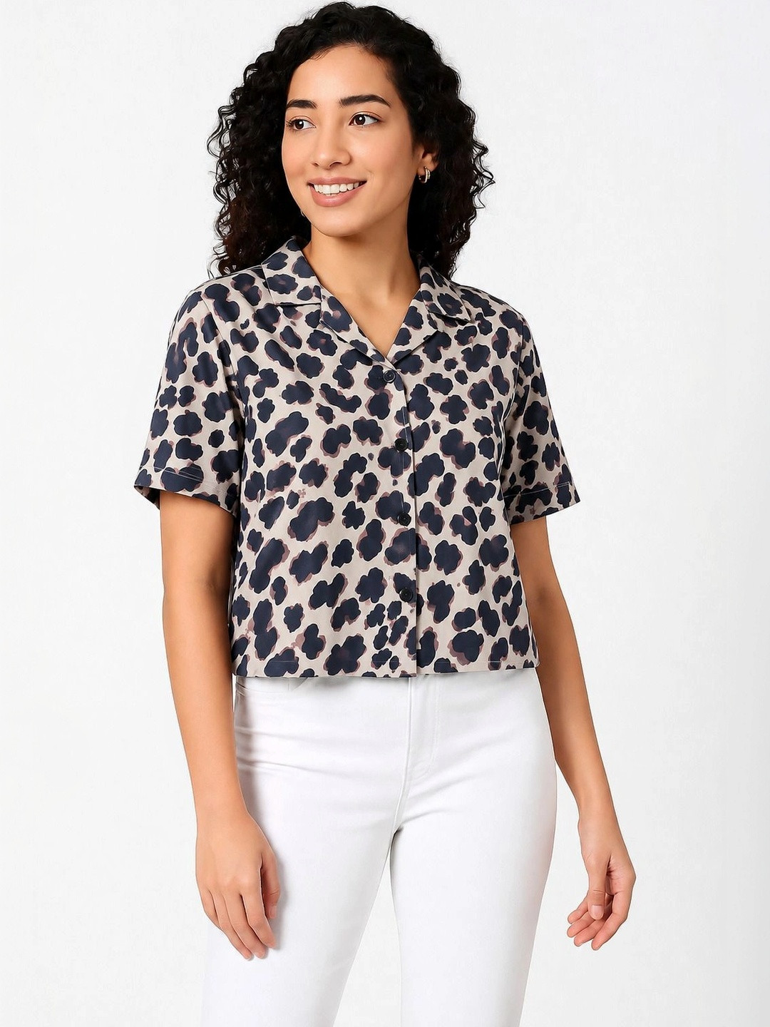 TRUSTROW Women Relaxed Animal Printed Casual Shirt