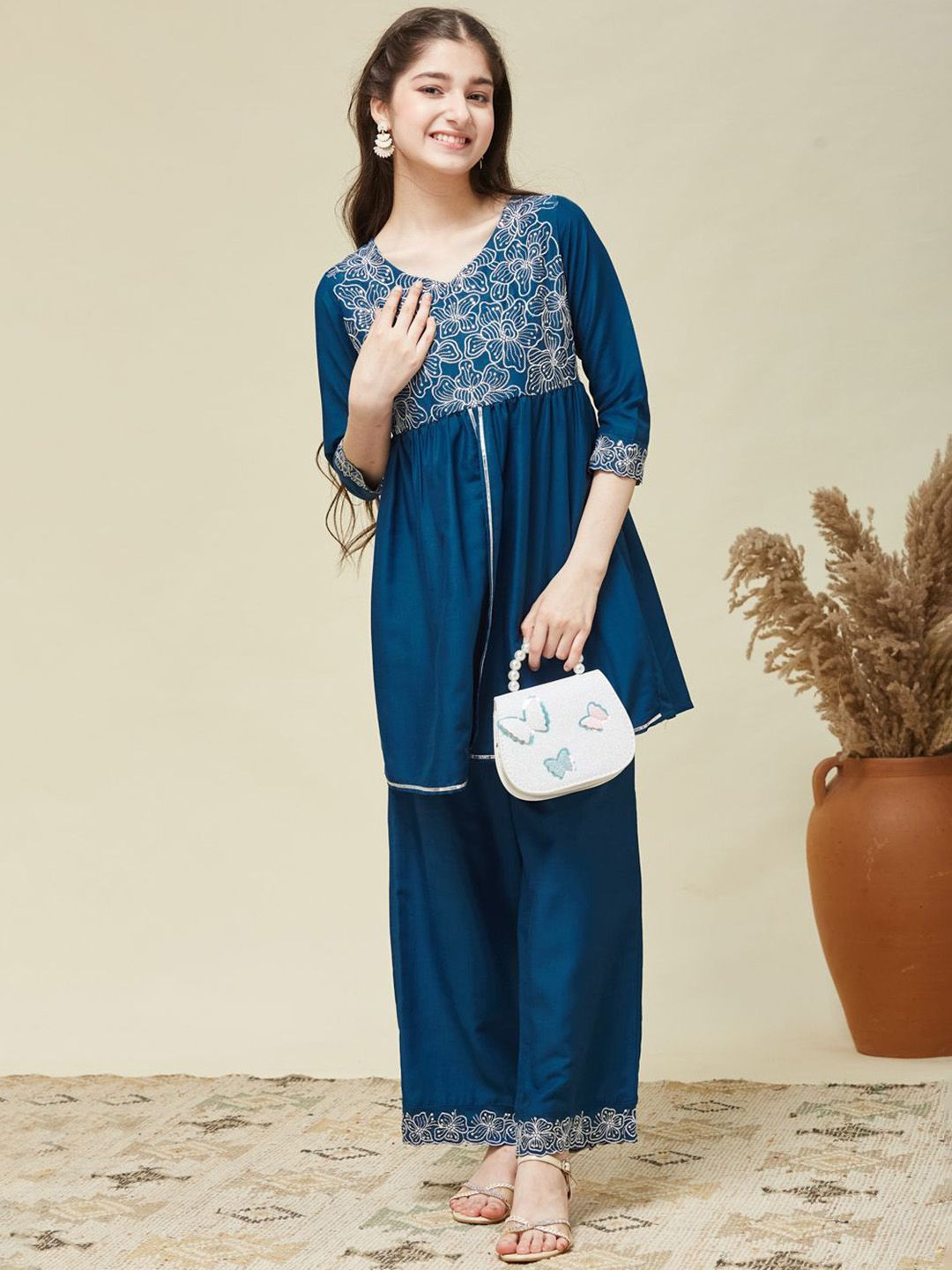 CurlyTales Girls Embroidered Peplum Kurta and Pant Set