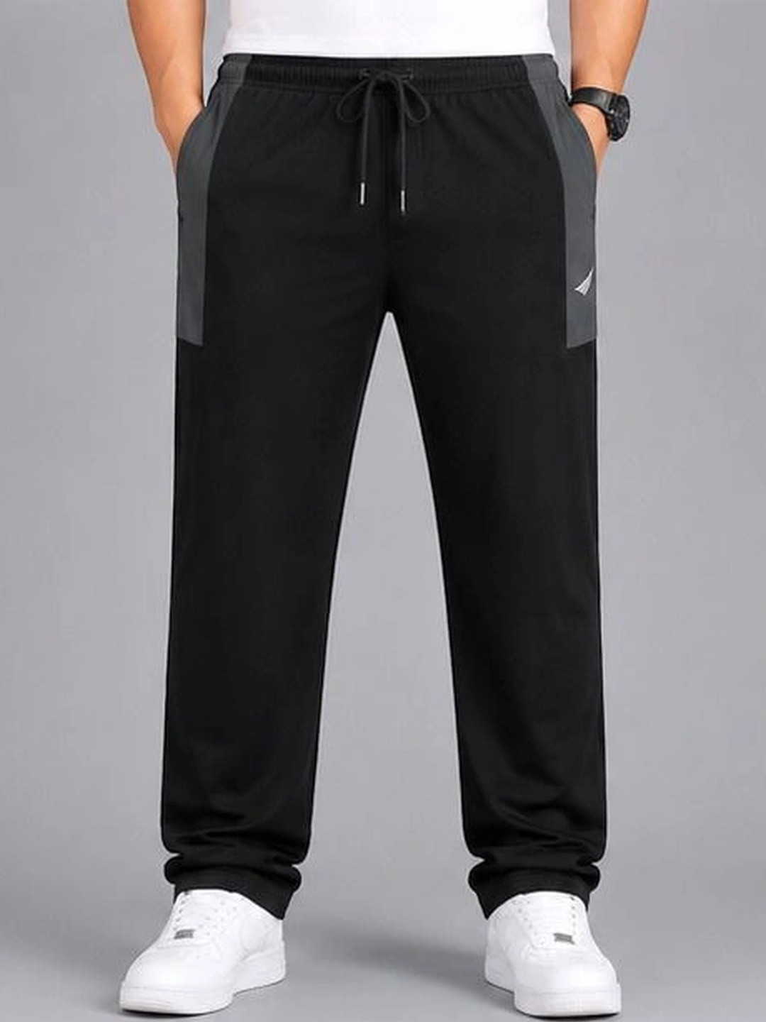 Oakmans Men Regular Fit Colourblocked Training Track Pants