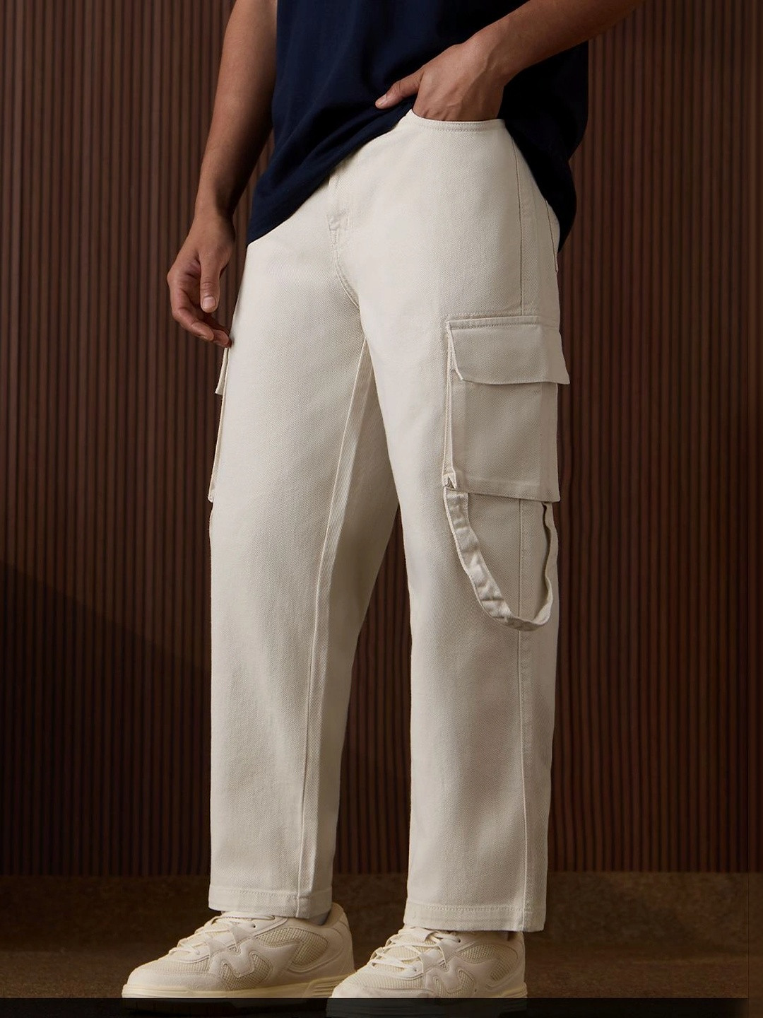 The Souled Store Men Baggy Fit Solid Beige Cargo Jeans