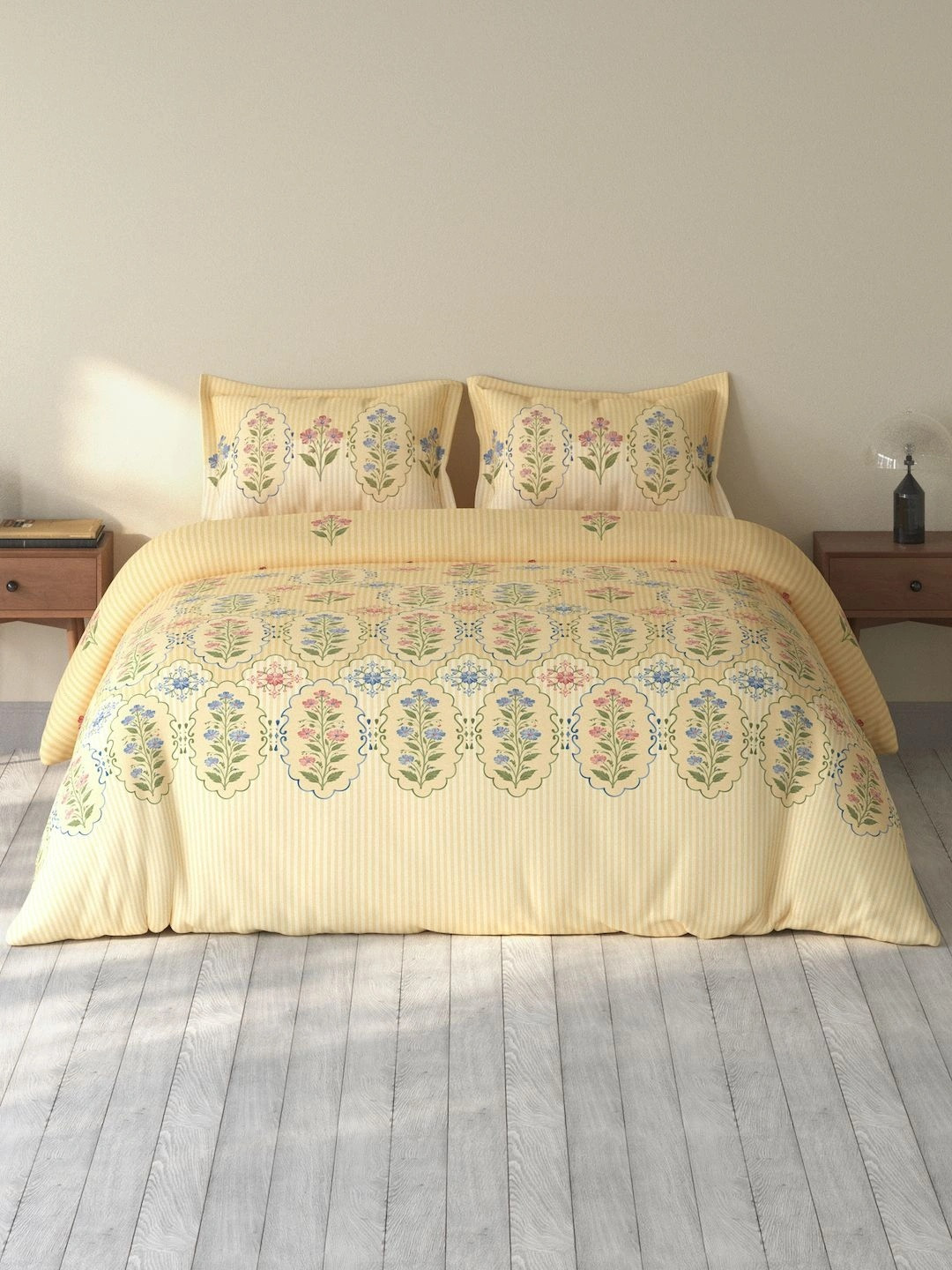 SPACES Yellow & Multicoloured Floral Bedsheet with 2 Pillow Covers