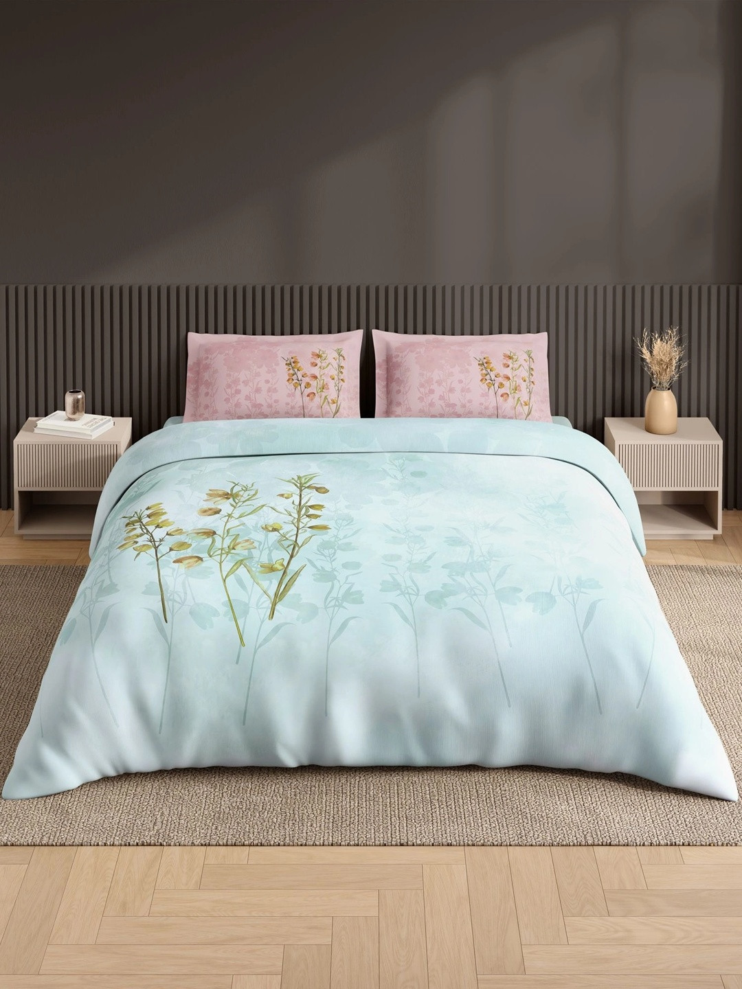 SPACES Blue & Pink Floral Bedsheet with 2 Pillow Covers