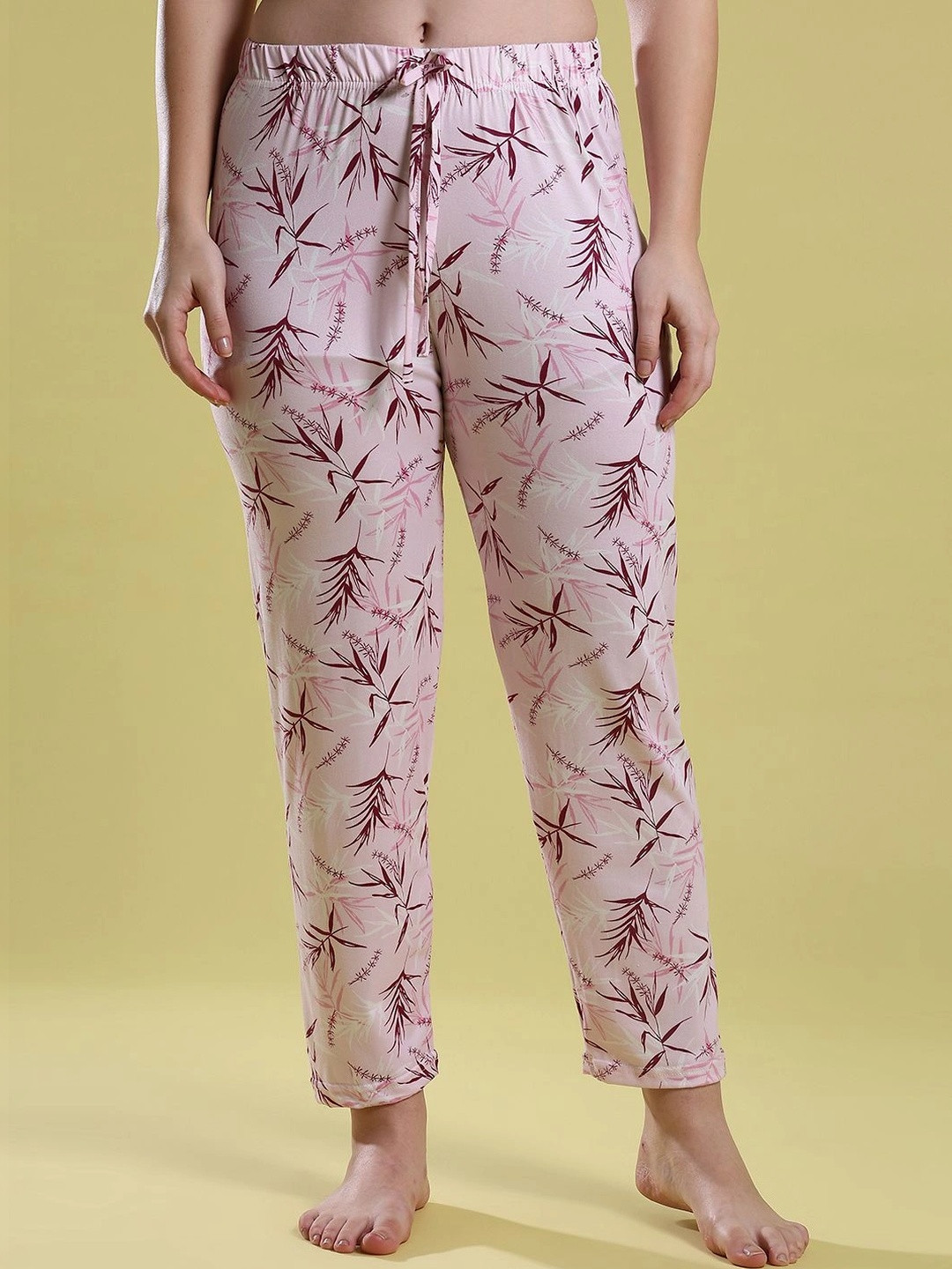 V-Mart Printed Cotton Mid-Rise Pyjamas