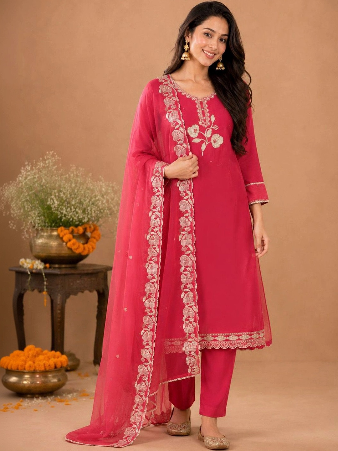 House of Pataudi Women Ethnic Motifs Embroidered Regular Thread Work Dupion Silk Kurta with Trousers & With