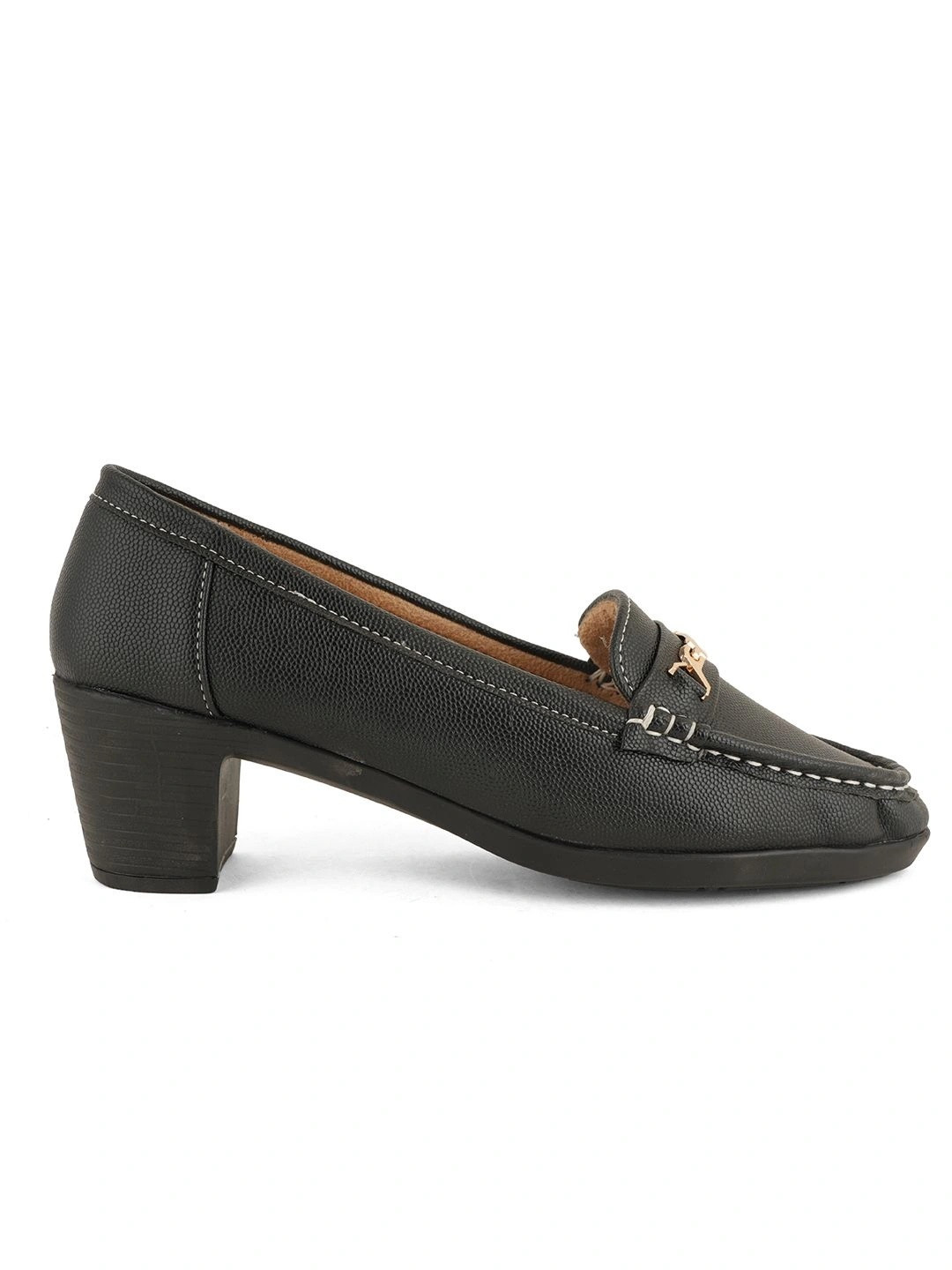 DressBerry Women Textured Loafers