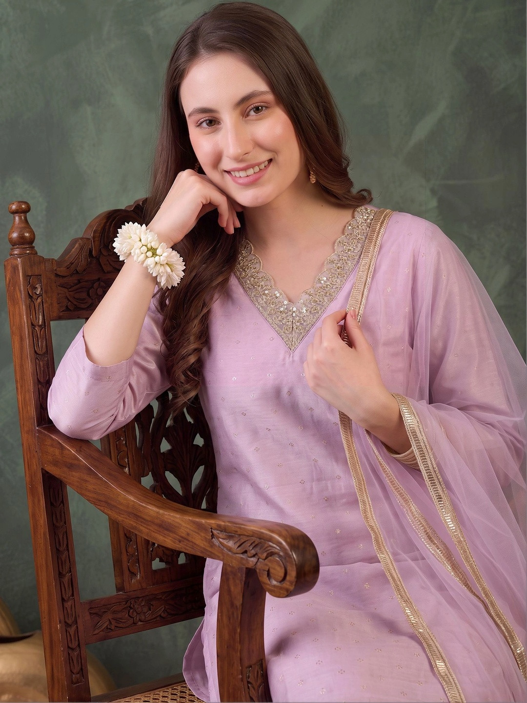 FABIAN FASHION Floral Woven Design V-Neck Zari Chanderi Silk Kurta With Trousers & Dupatta