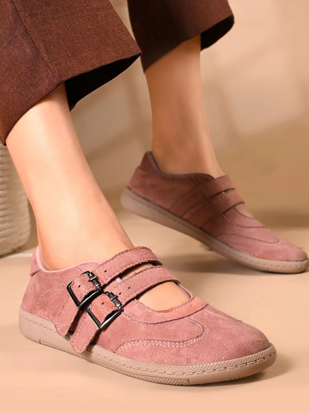 JM Looks Women Sneakers