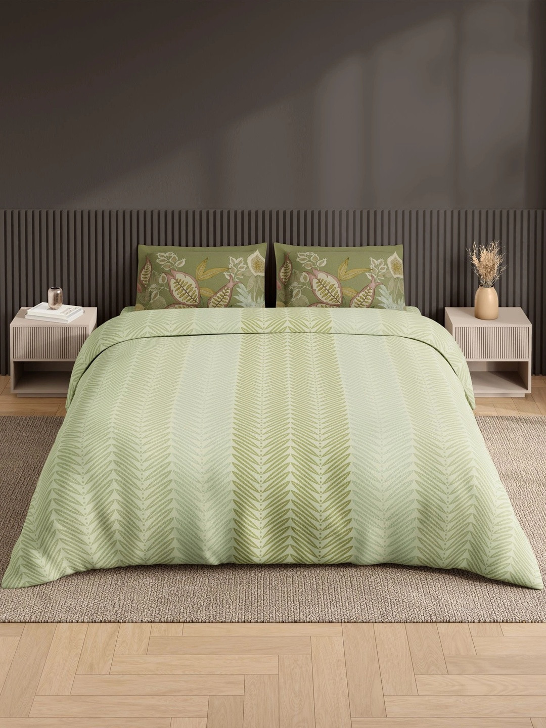 SPACES Green Floral Bedsheet with 2 Pillow Covers