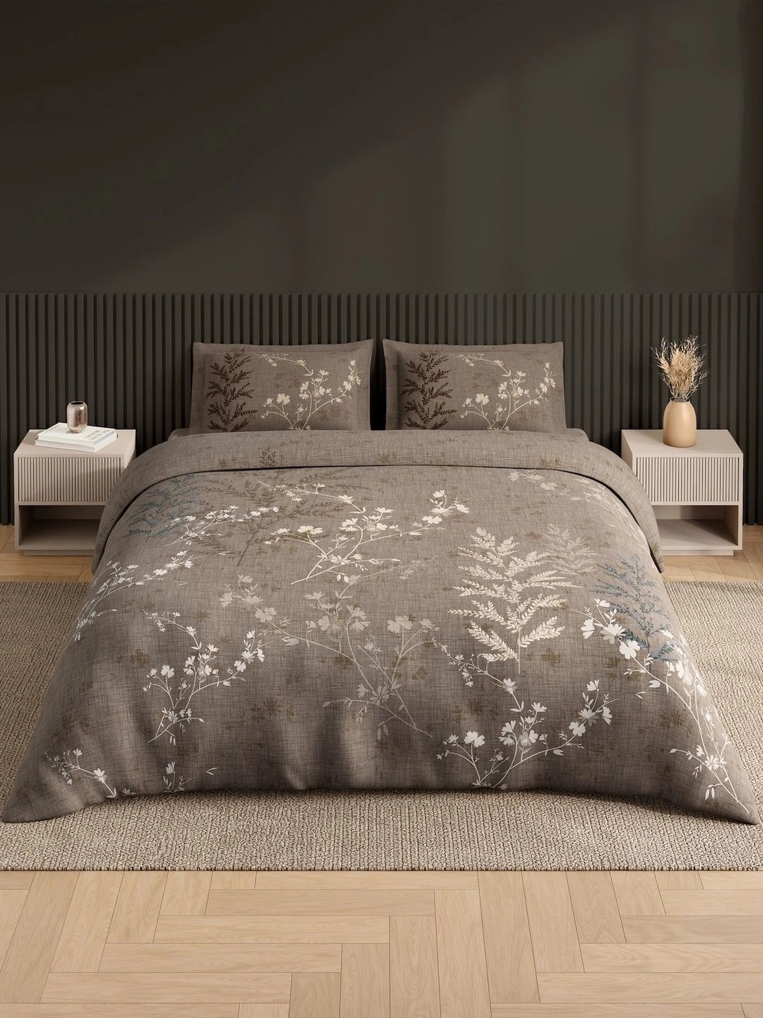 SPACES Taupe & White Floral Bedsheet with 2 Pillow Covers