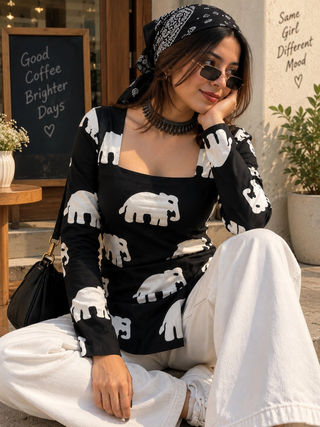 SHIONS Printed Square Neck Kurti