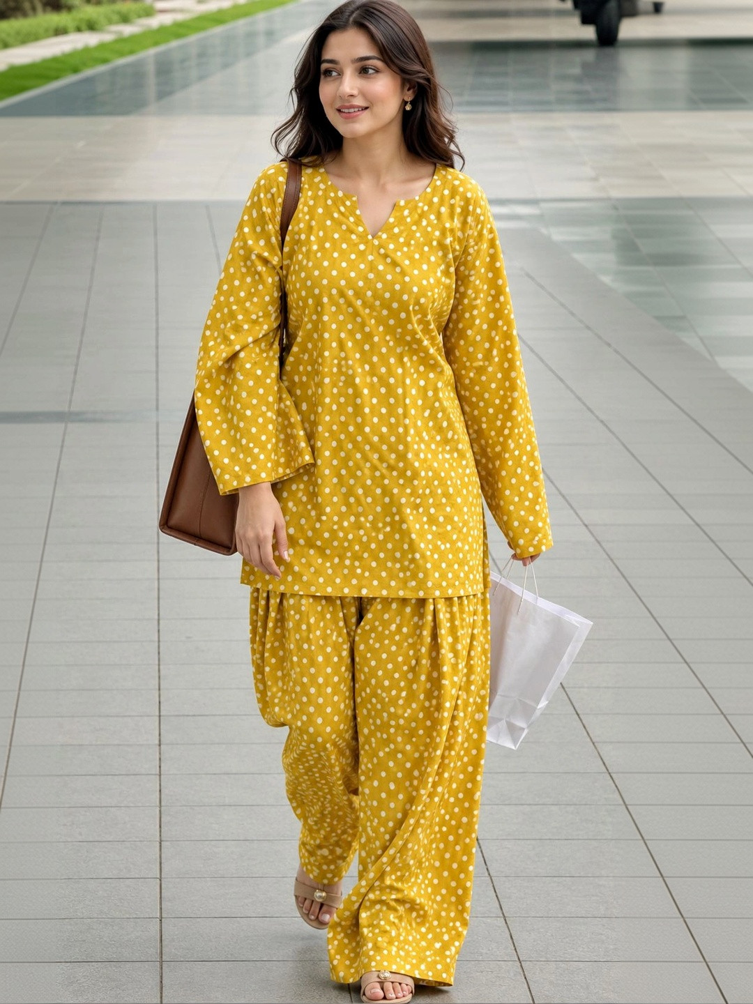 FANESHMA Women Printed Regular Pure Cotton Kurta with Patiala