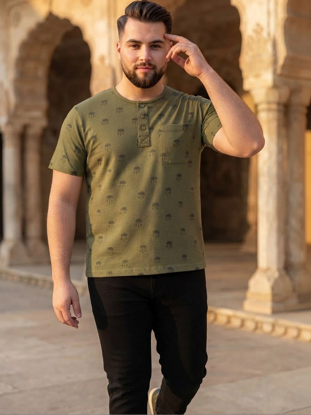 ALARM Men Printed Henley Neck Pockets T-shirt