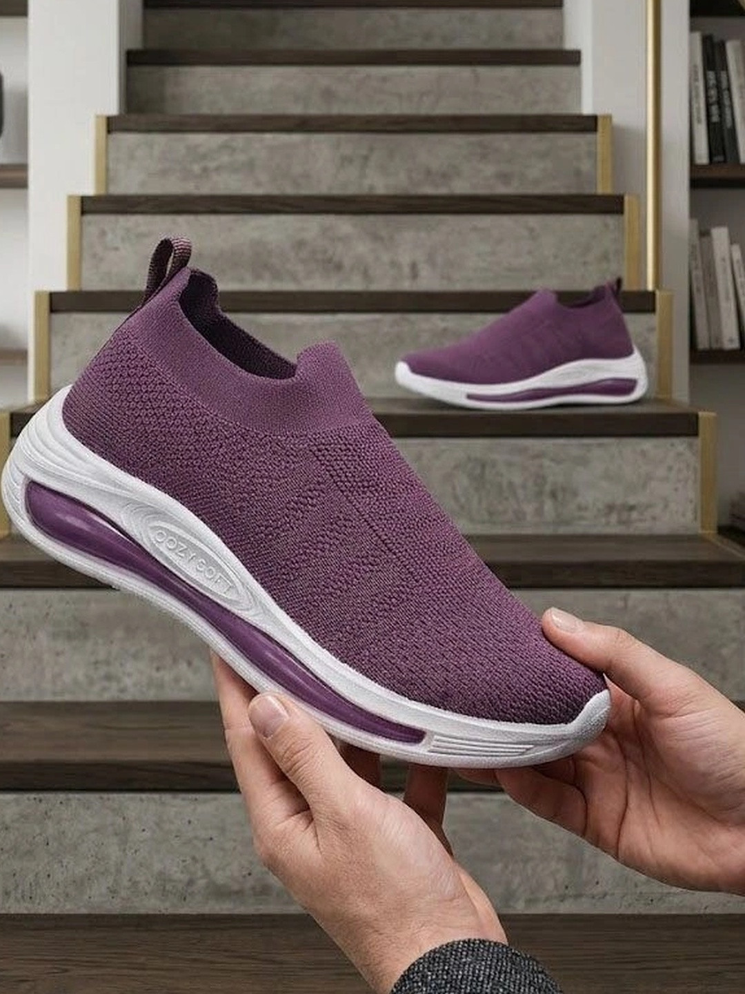 Roadster Women Mesh Walking Shoes