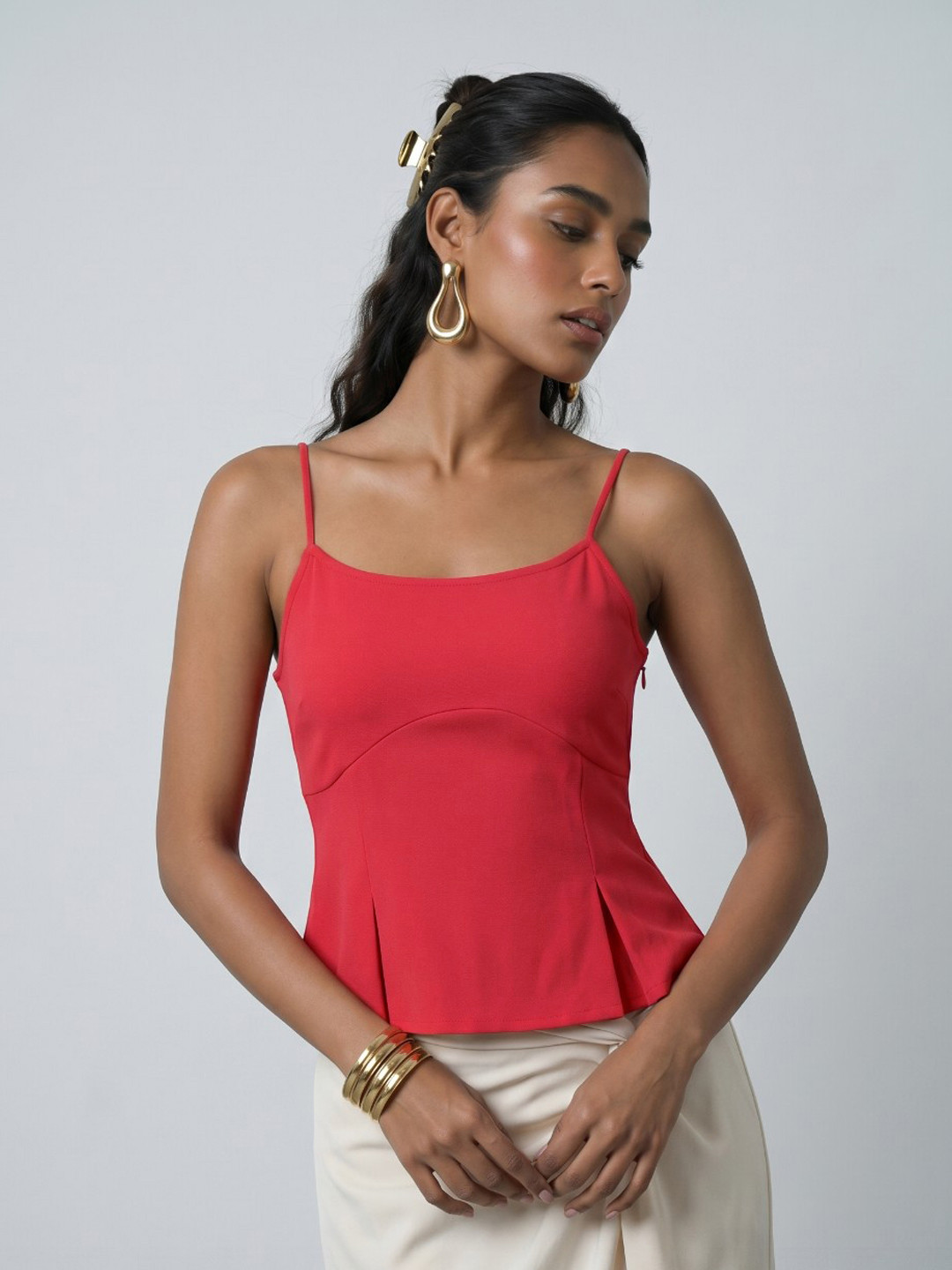 Phosphorus Fitted Shoulder Strap Crop Top