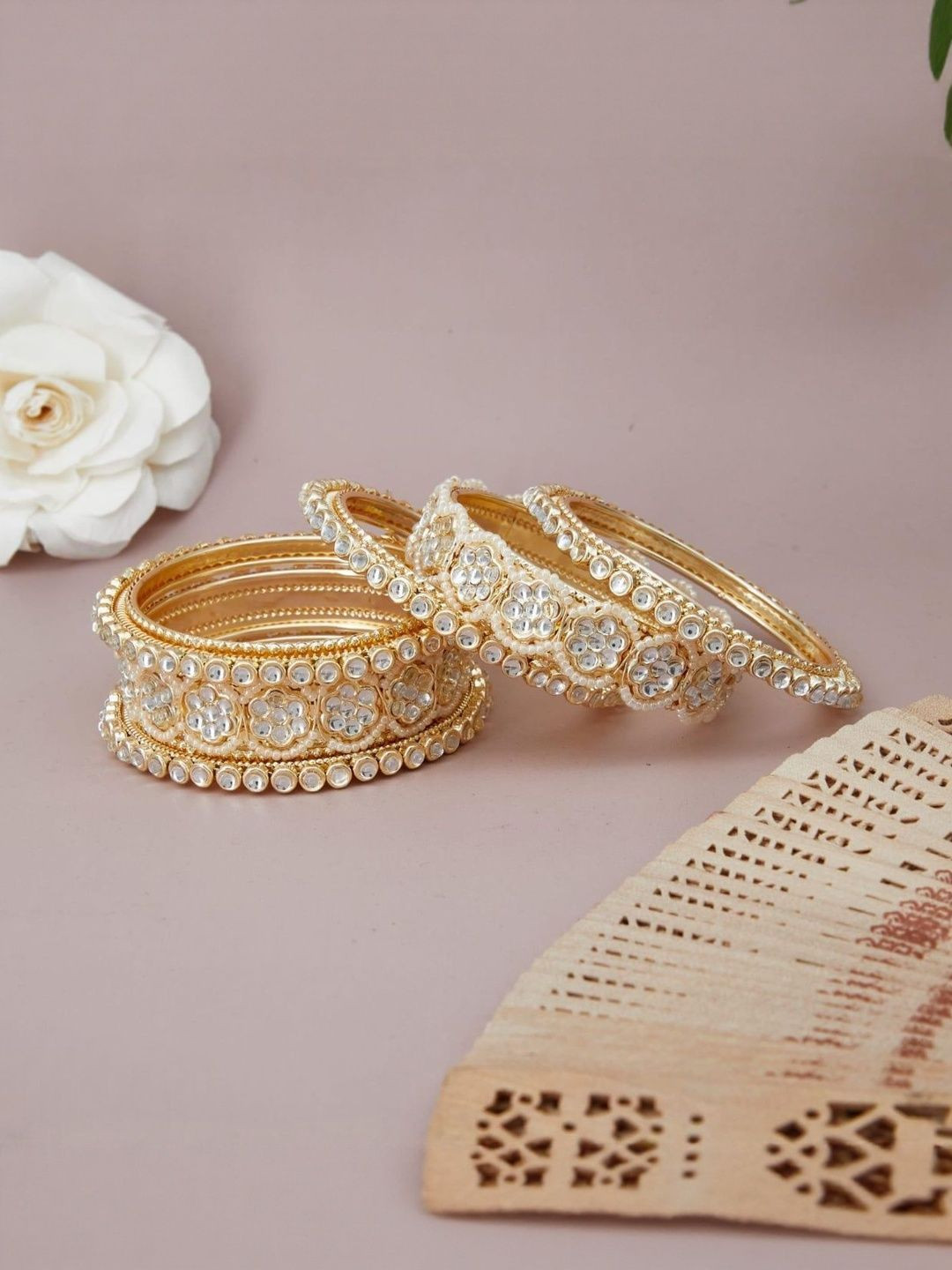GC PREMIUM JEWELLERY Set Of 6 Gold-Plated Kundan Studded Bangles