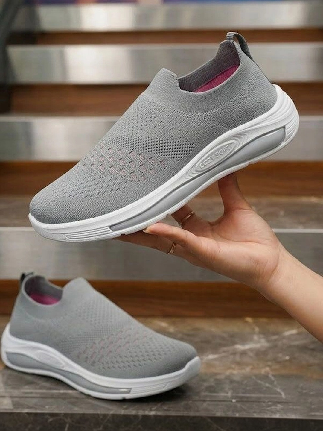 Roadster Women Mesh Walking Non-Marking Shoes