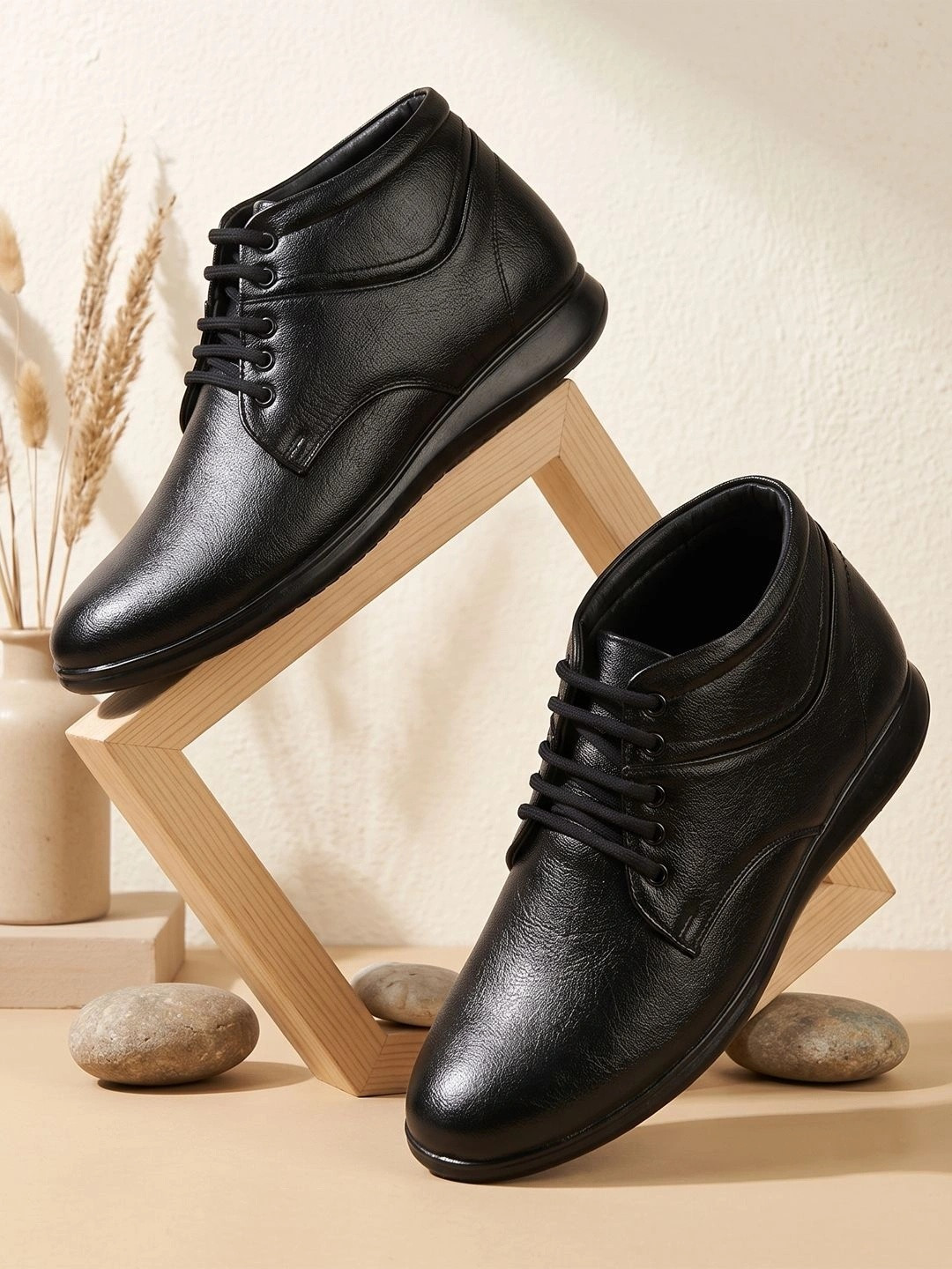 KRAASA Textured Round Toe Lace-Ups Formal Derbys