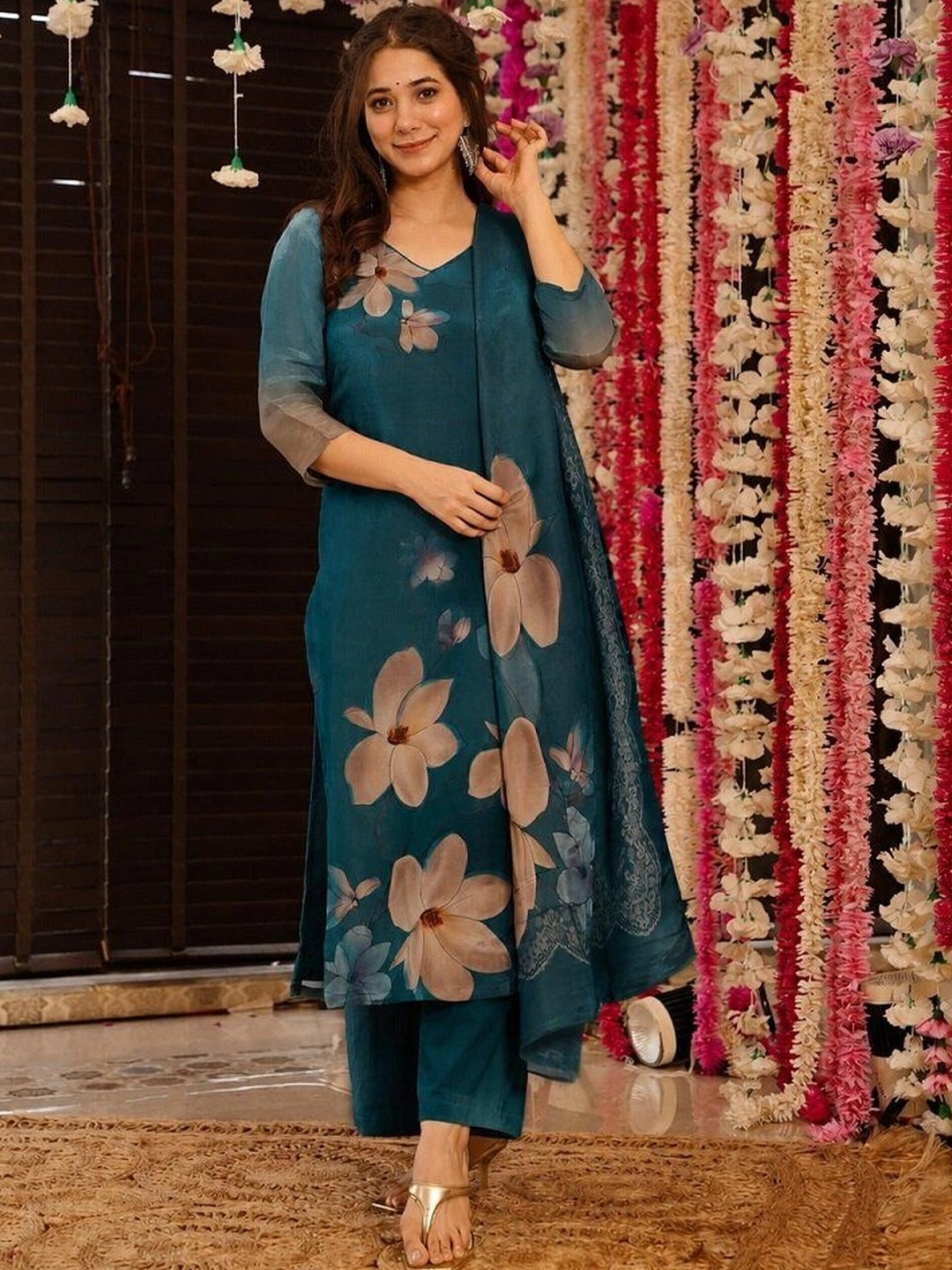 S.K.C Women Floral Printed Regular Silk Crepe Kurta with Trousers & With Dupatta