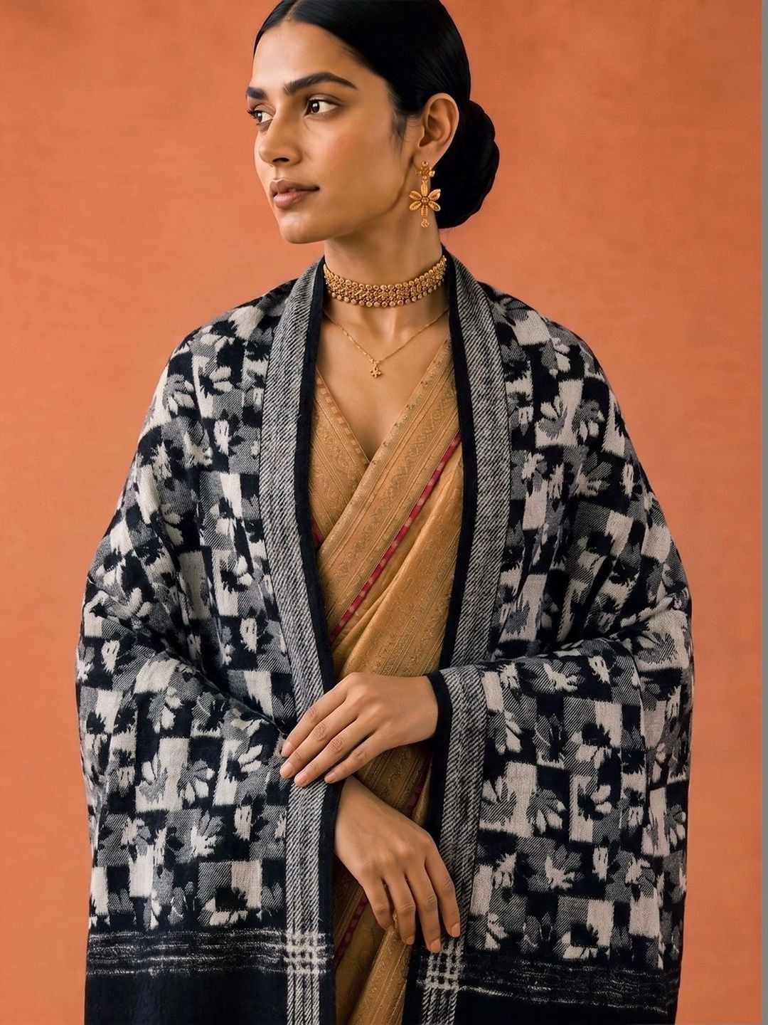 SAHASIKA Women Ethnic Woven Design Pashmina Fringed Border Stole