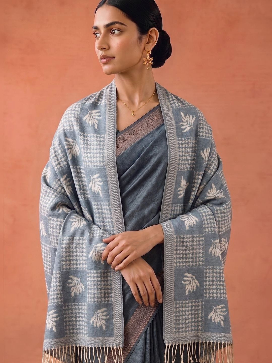 SAHASIKA Women Woven Design Stole