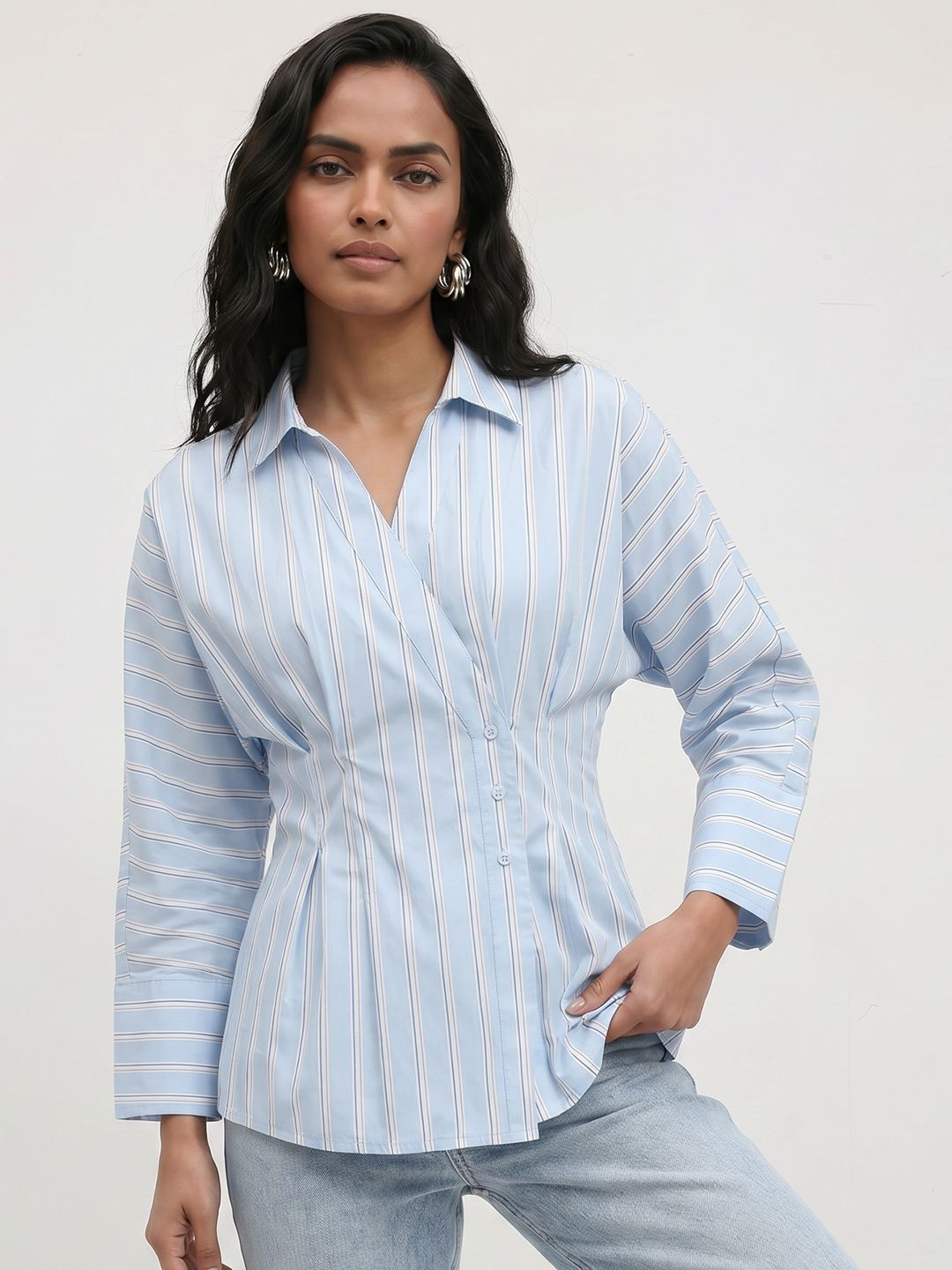 The Roadster Lifestyle Co Striped Spread Collar Shirts