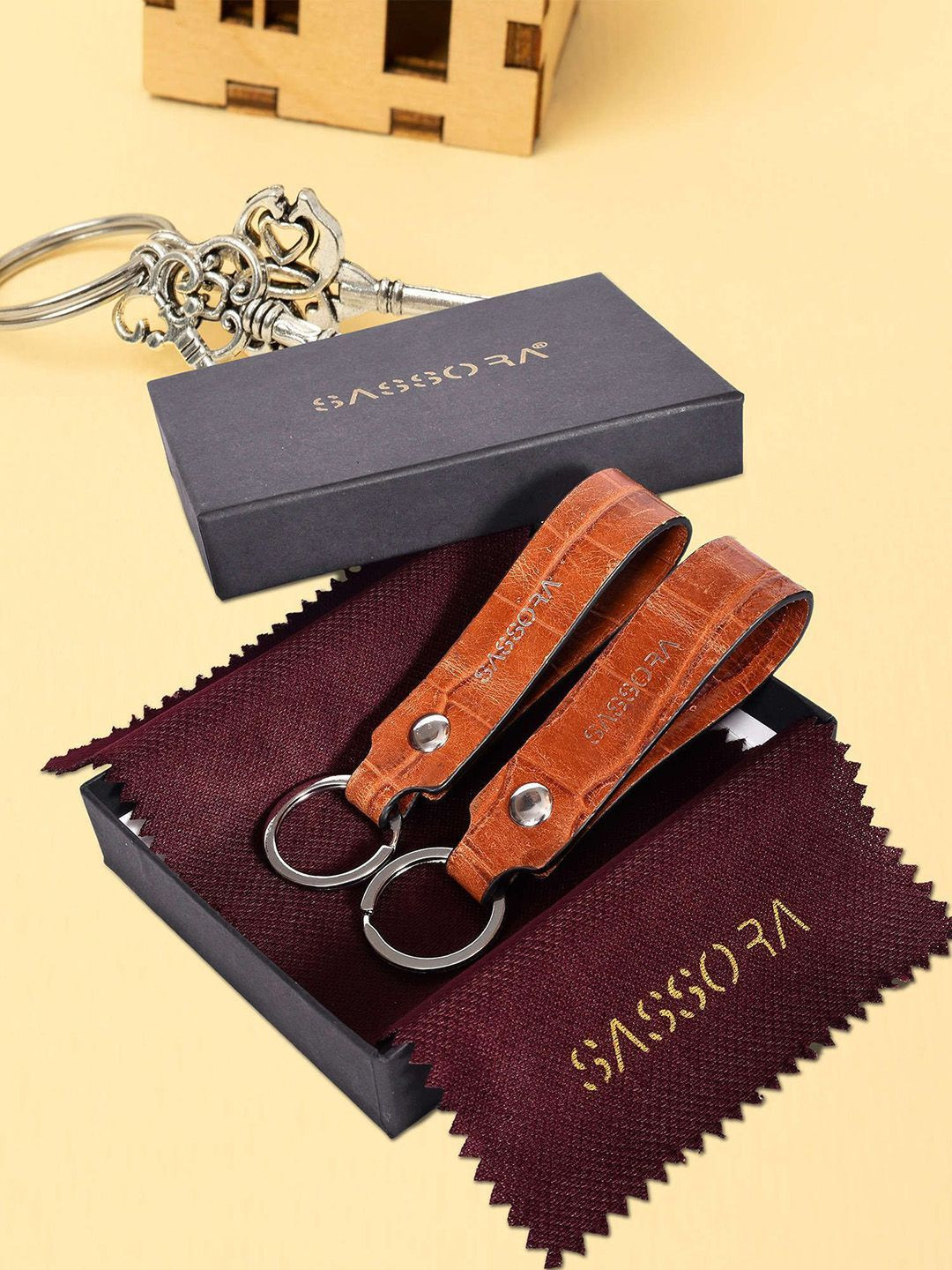 Sassora Set Of 2 Printed Leather Metal Ring Key Chains