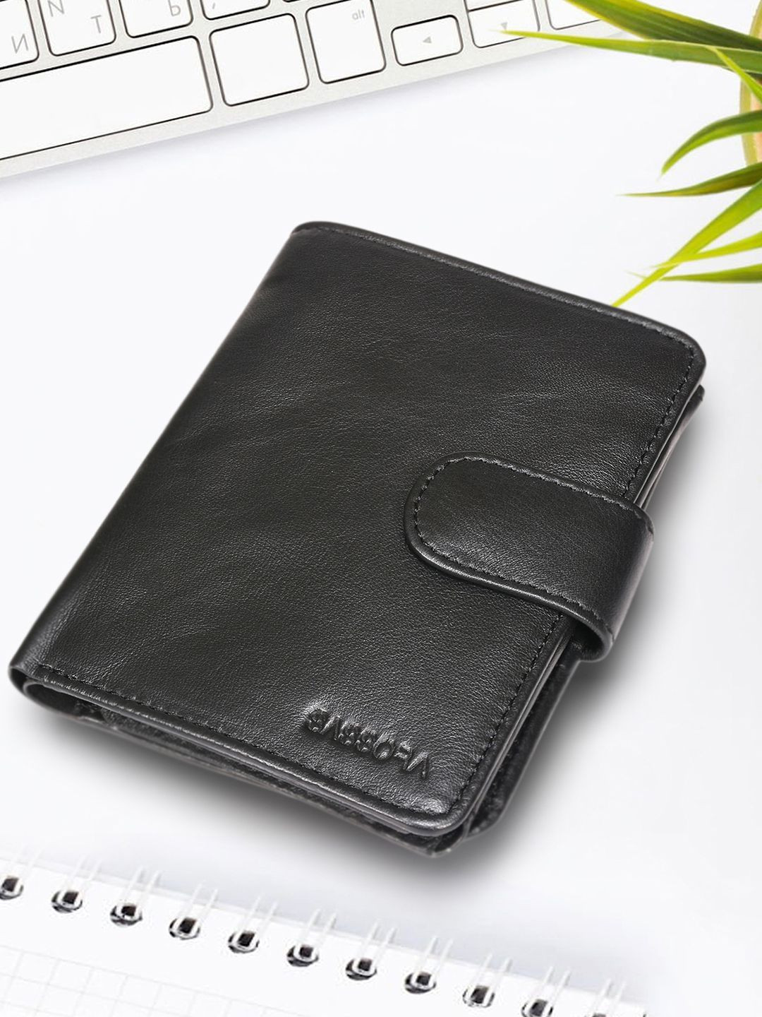 Sassora Men Black Leather Two Fold Wallet