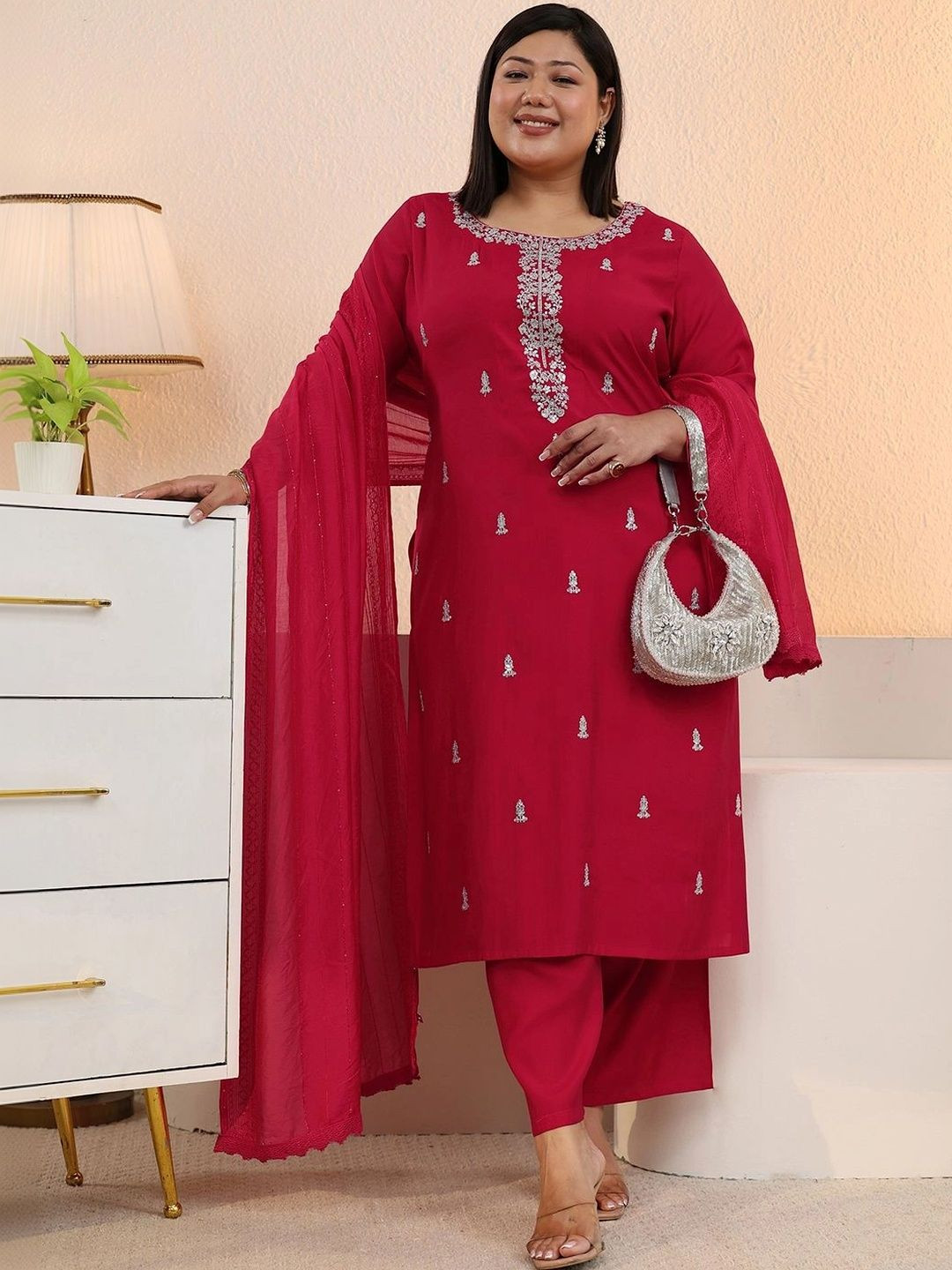 EXTRA LOVE BY LIBAS Women Ethnic Motifs Embroidered Regular Thread Work Kurta with Trousers & With Dupatta